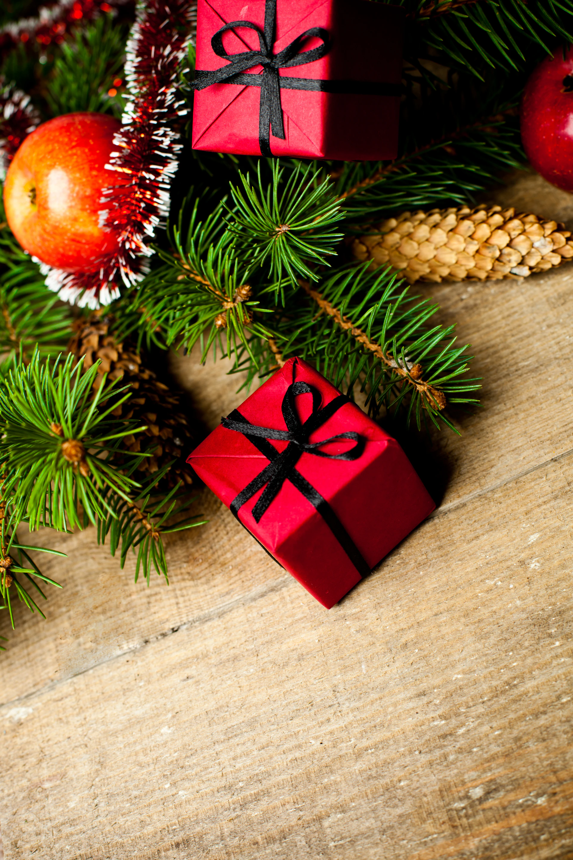 A close up of a christmas tree with presents