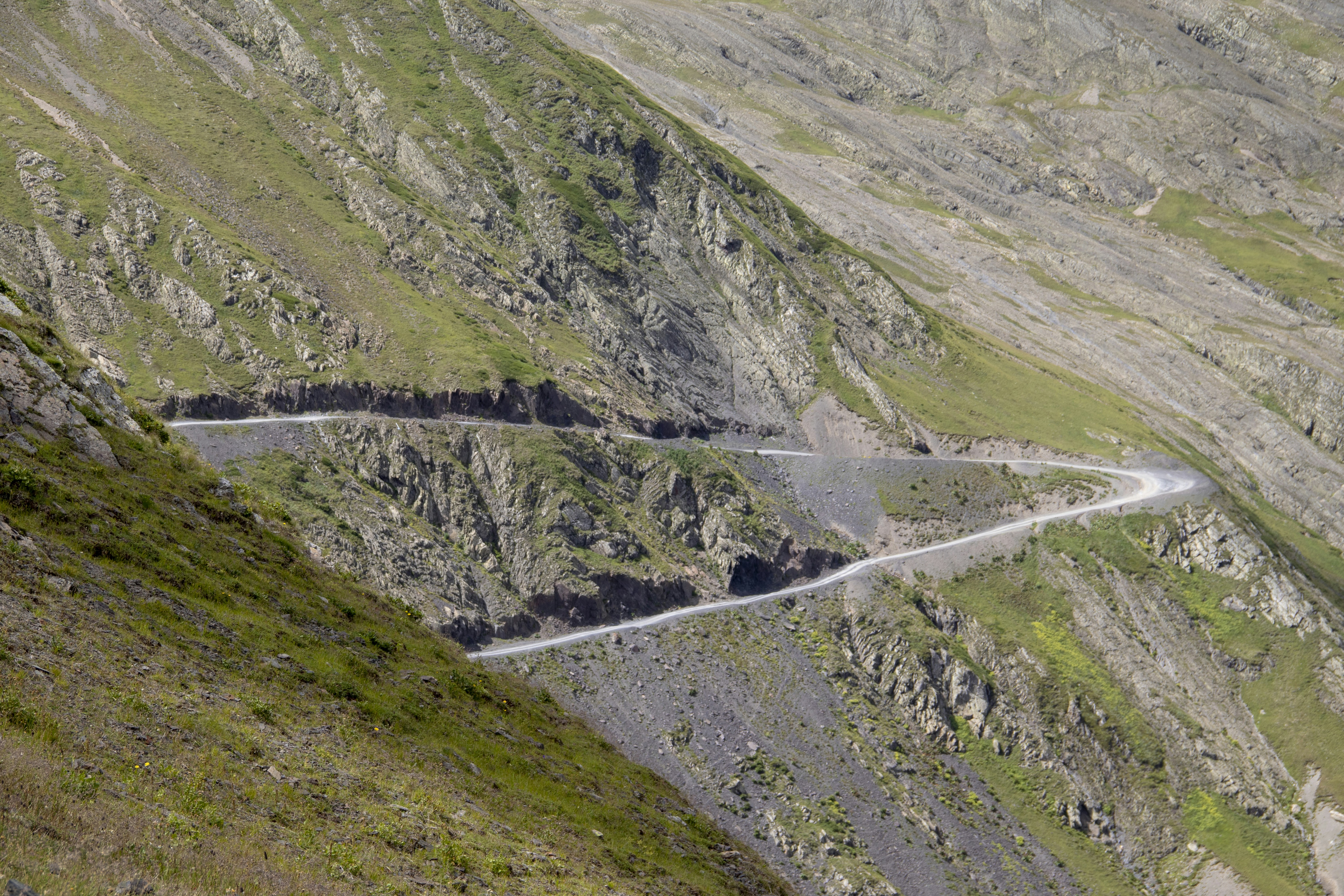 Photo by alexanderkez