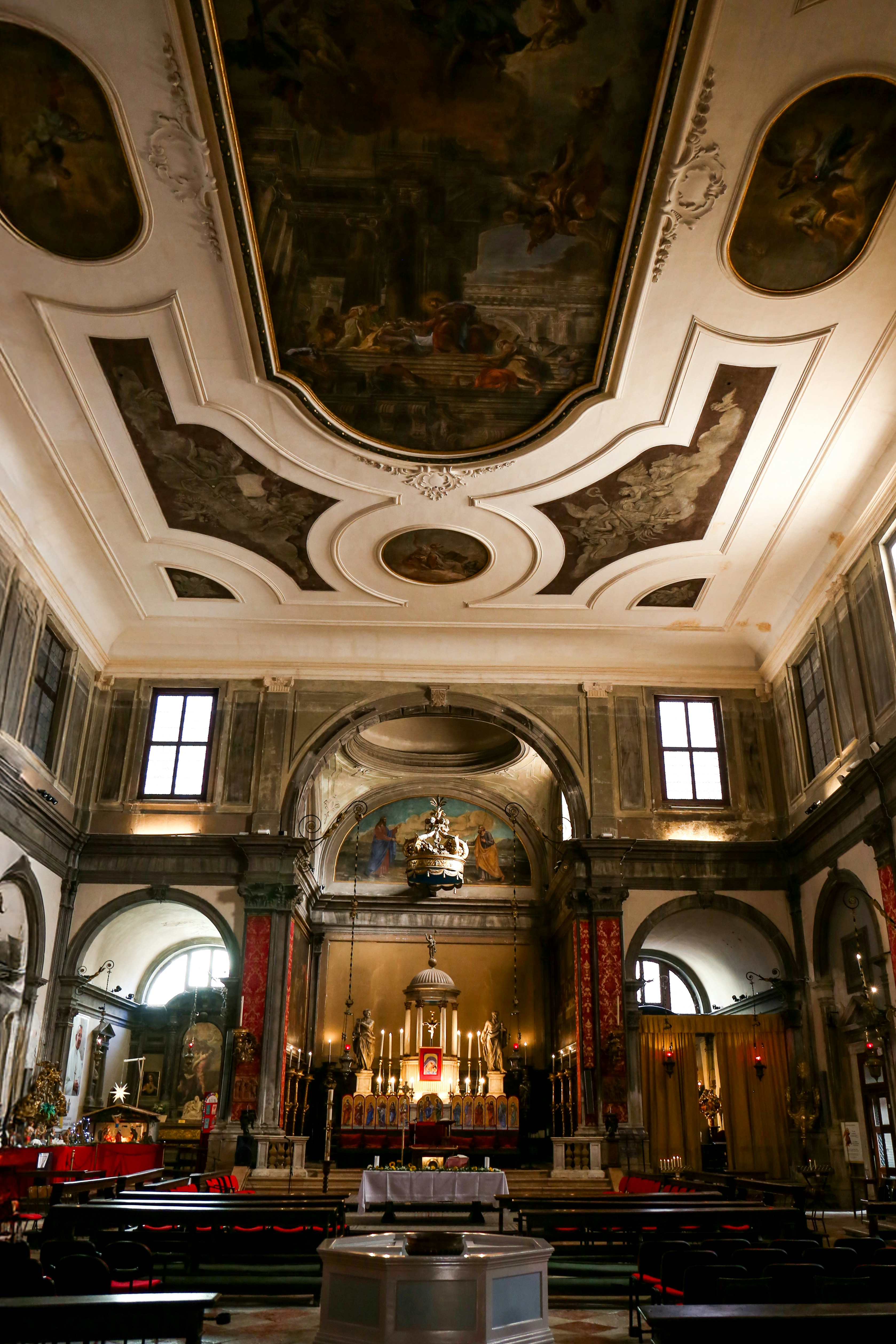 Photo by ardalanaameli