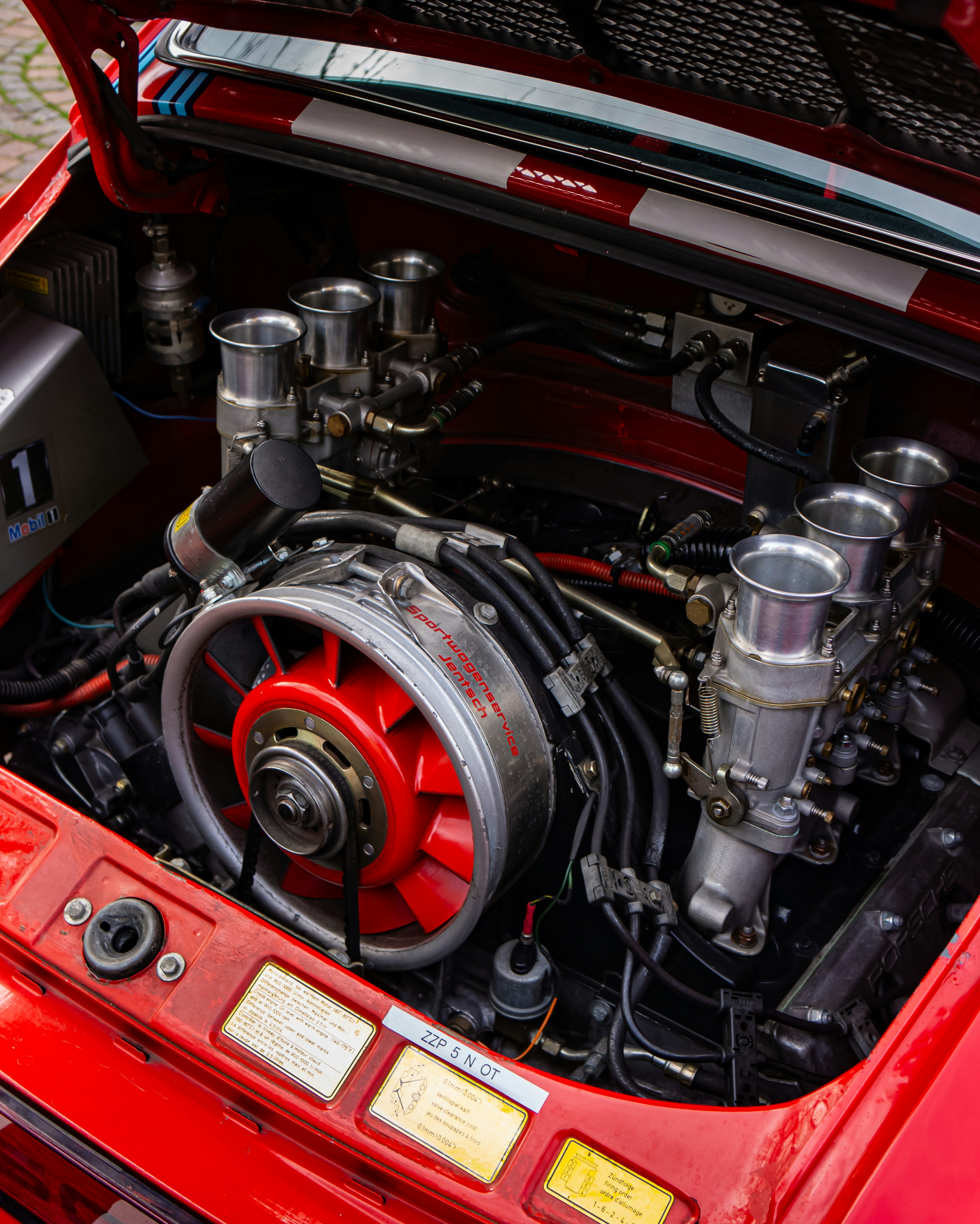 Photo by lucas_degenhardt