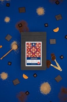 A picture of a blue table with a blue background