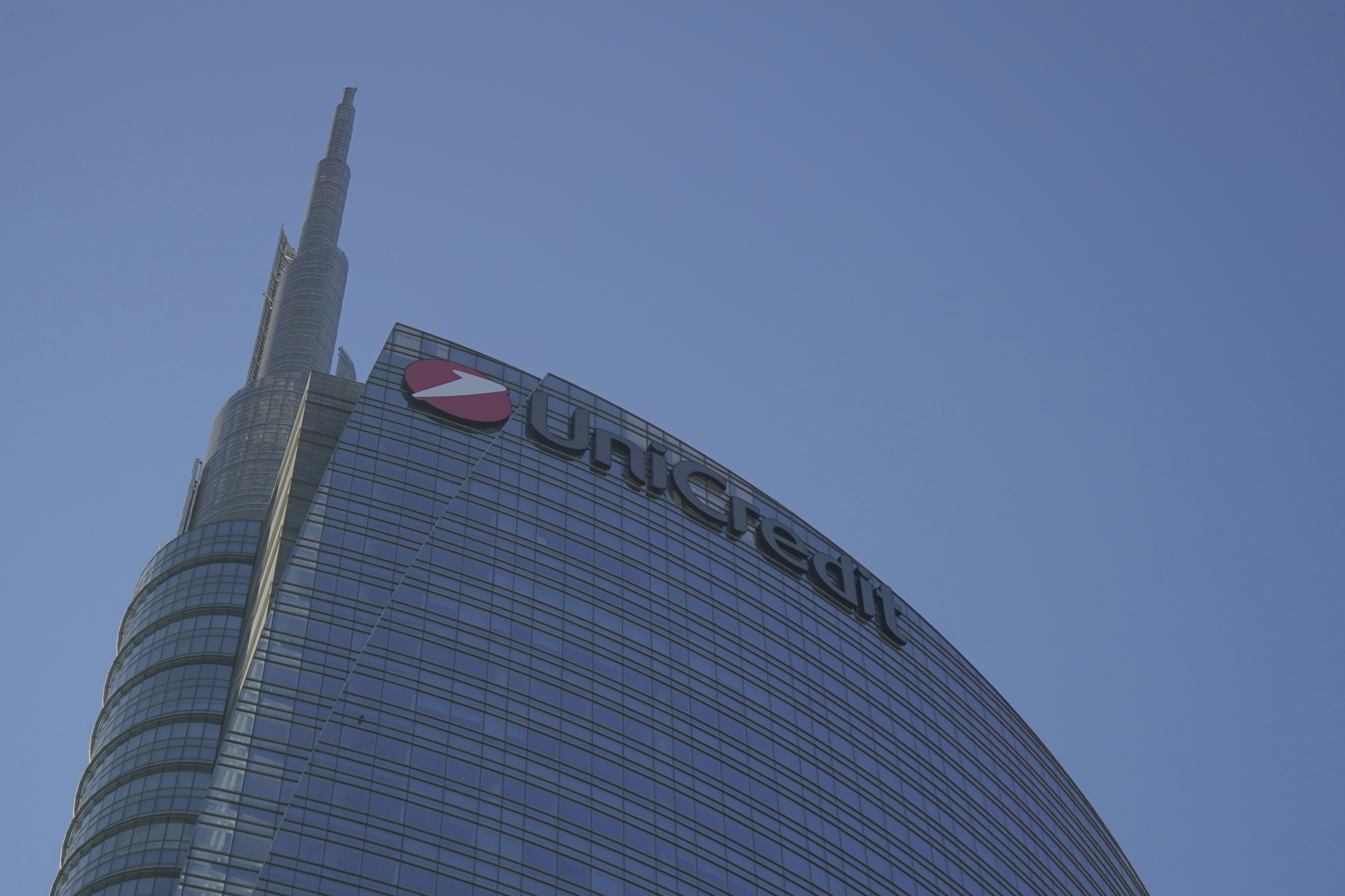 A very tall building with a sky background