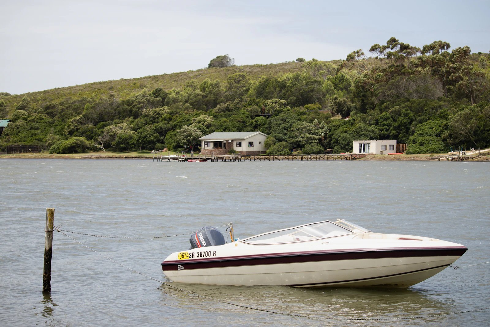 Bowrider vs Deck Boat: How the Bow, Hull and Price Compare