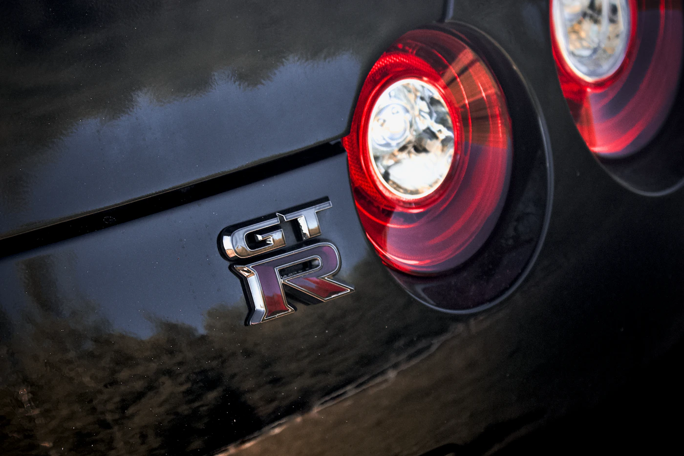Tail Light and Headlights Tint Service