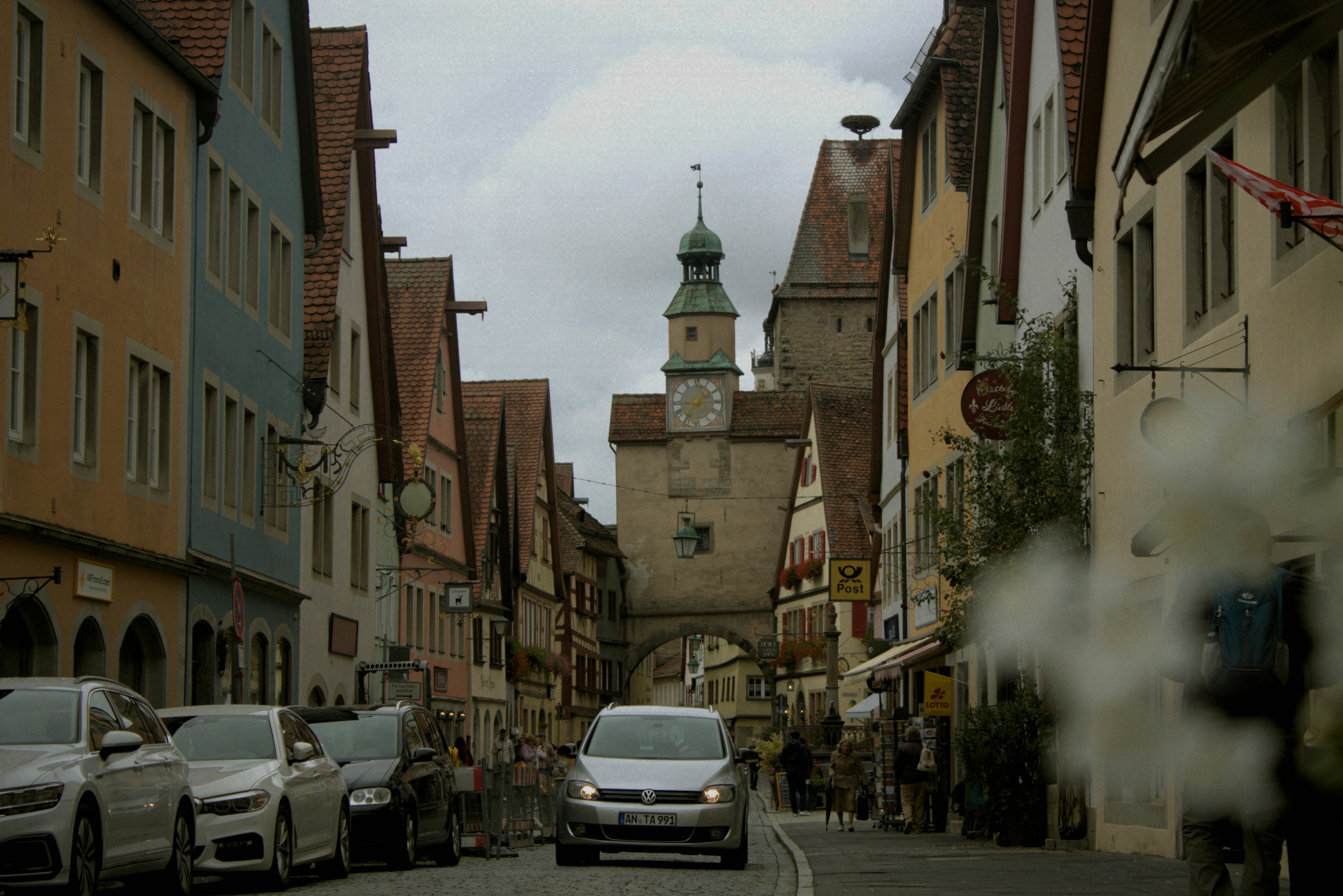 Deutsche Serien, die wie Filme wirken: Die besten Produktionen, die Sie nicht verpassen sollten