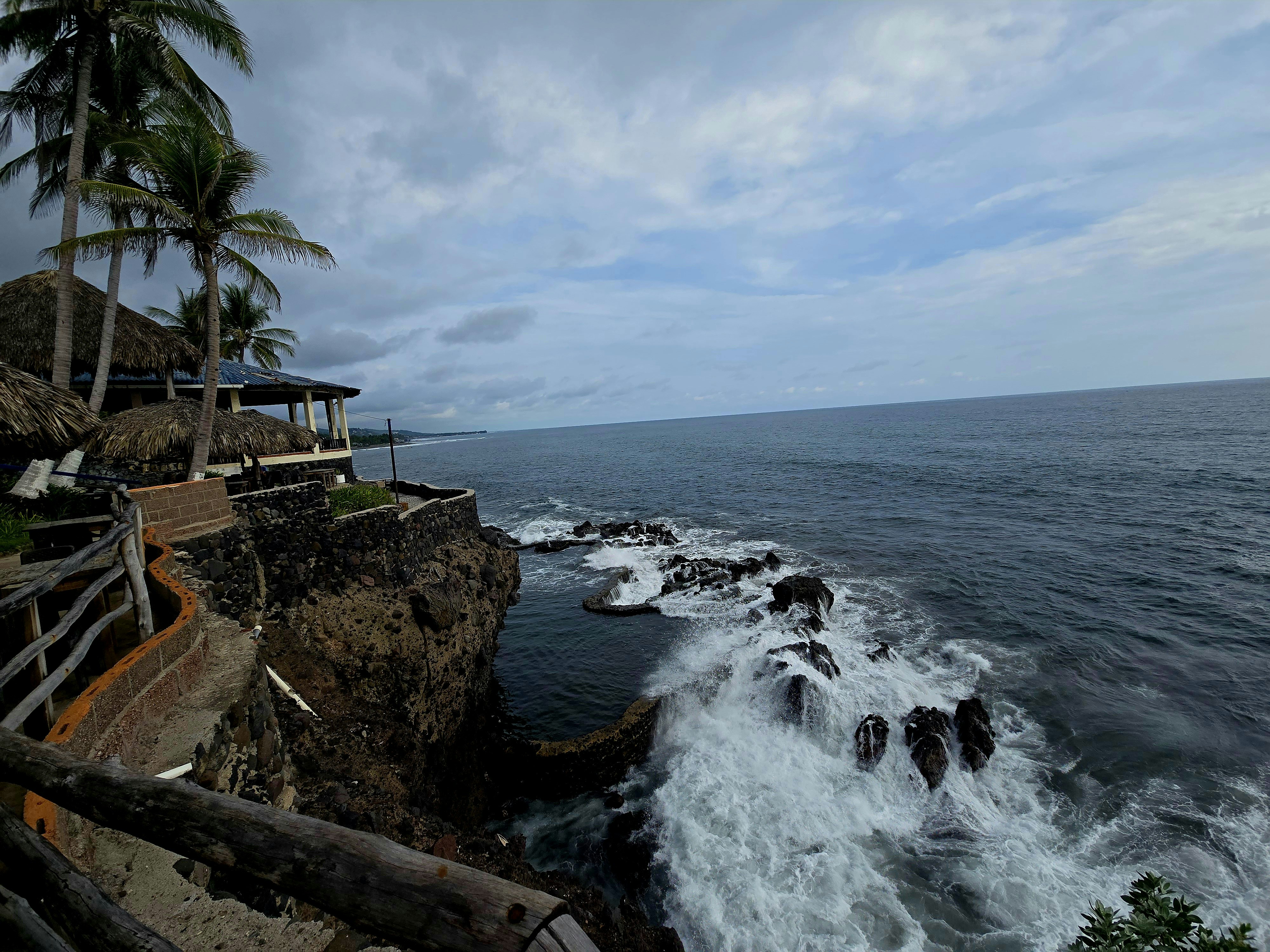 Surf Travel Guide: El Sunzal El Salvador