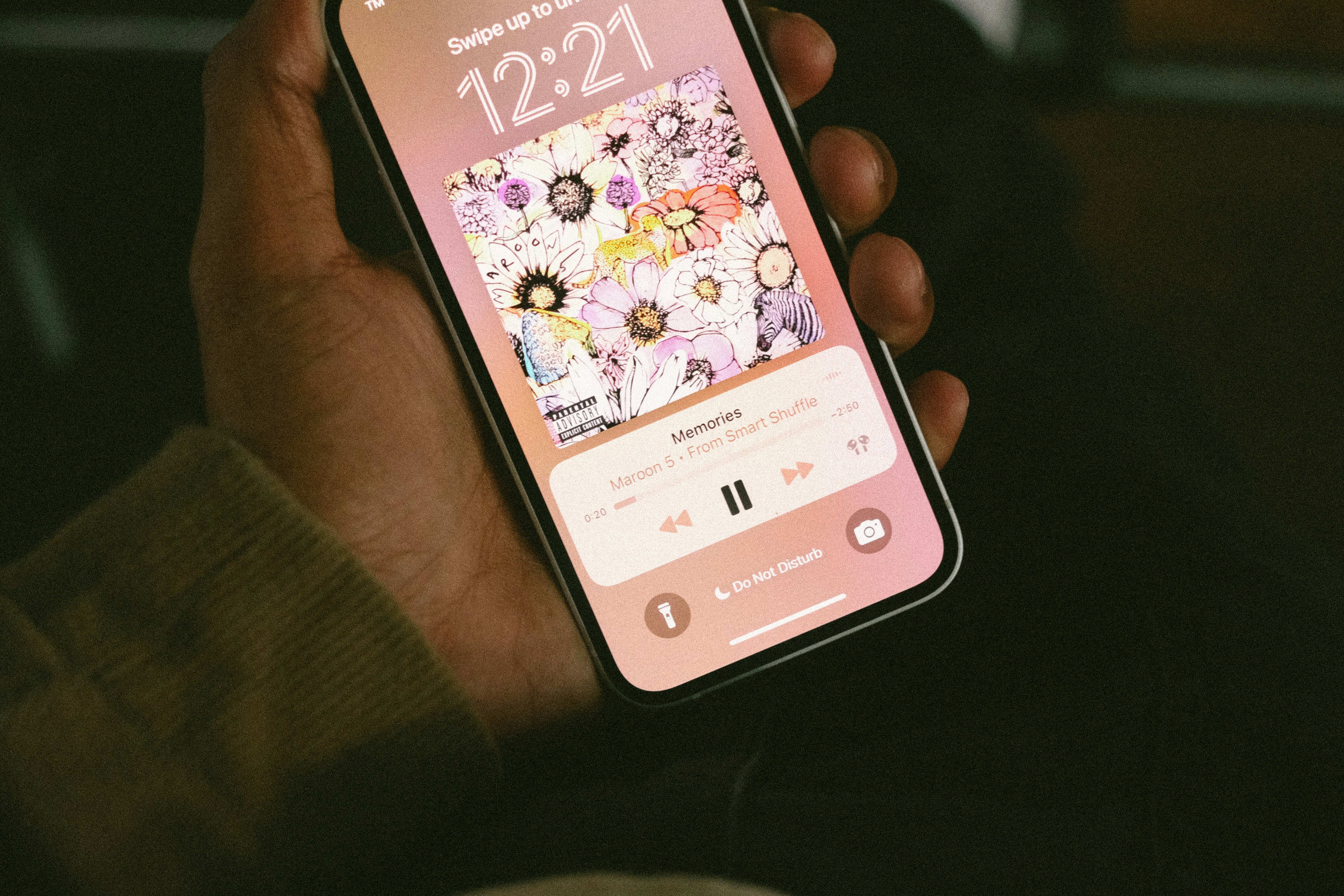 Hitting Mute on Someone You Used to Love: The Guilt Trip Nobody Warned You About