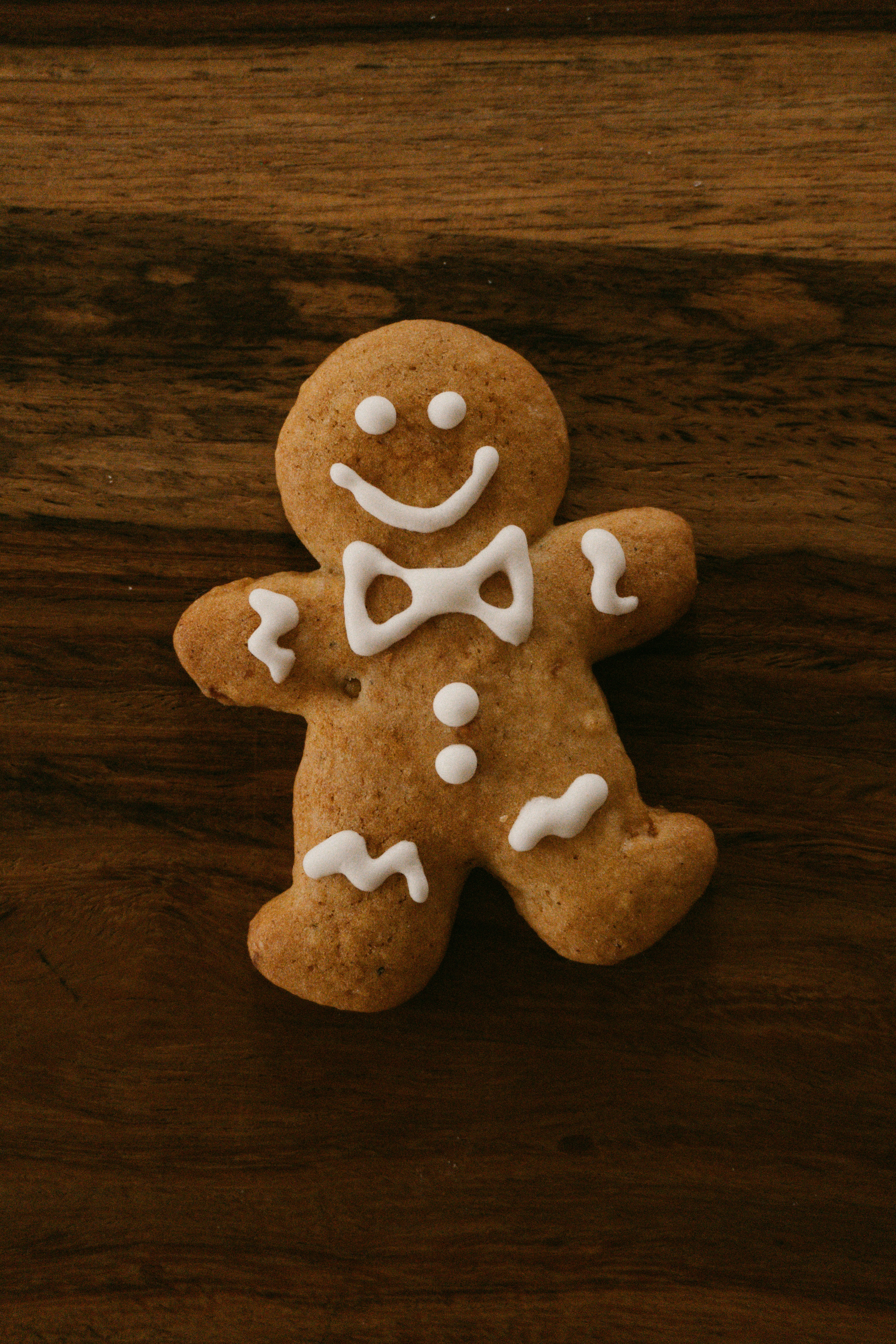 A close up of a ginger on a wooden surface