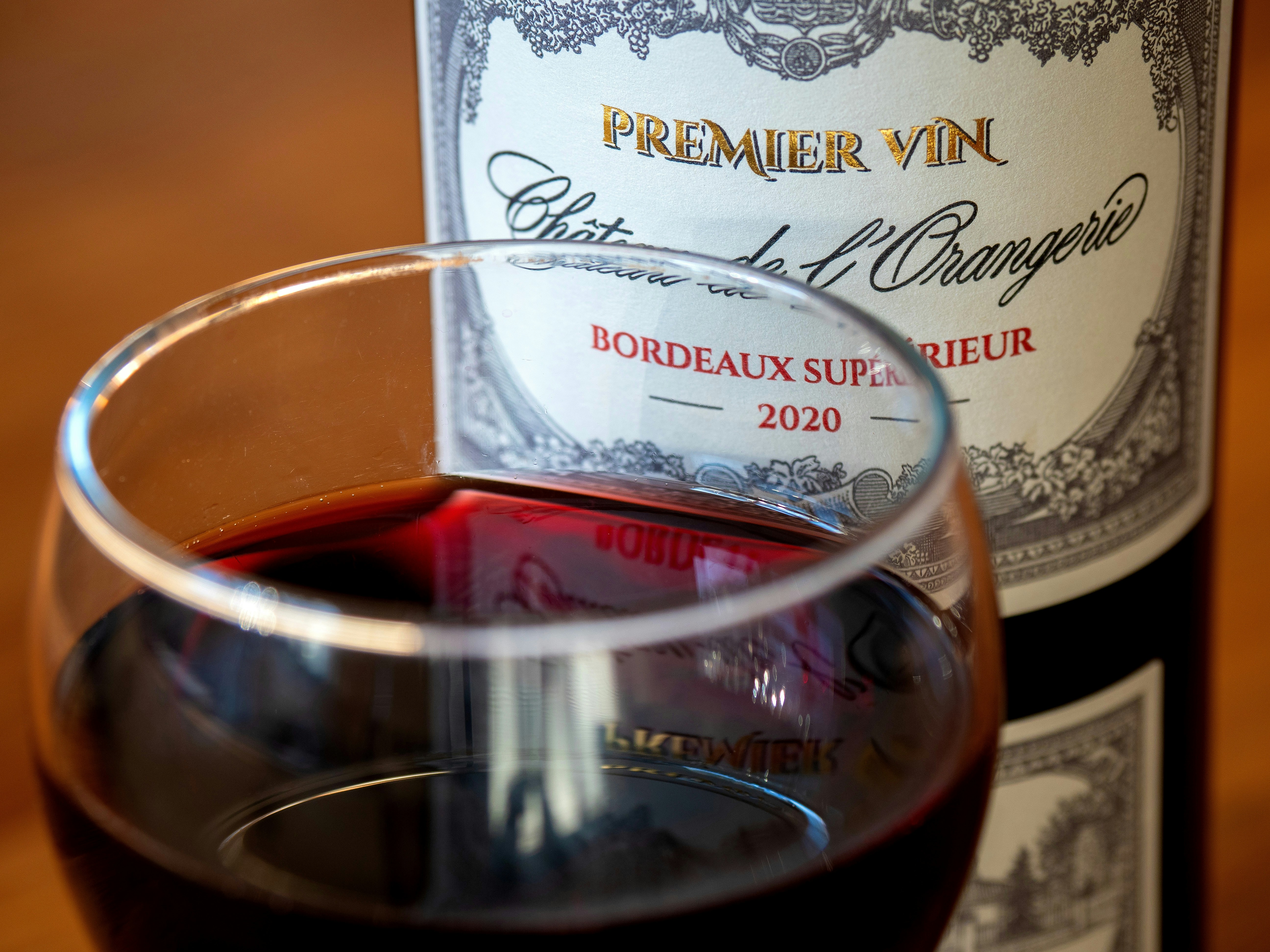 Vin Sur Vingt — French Wine Hour