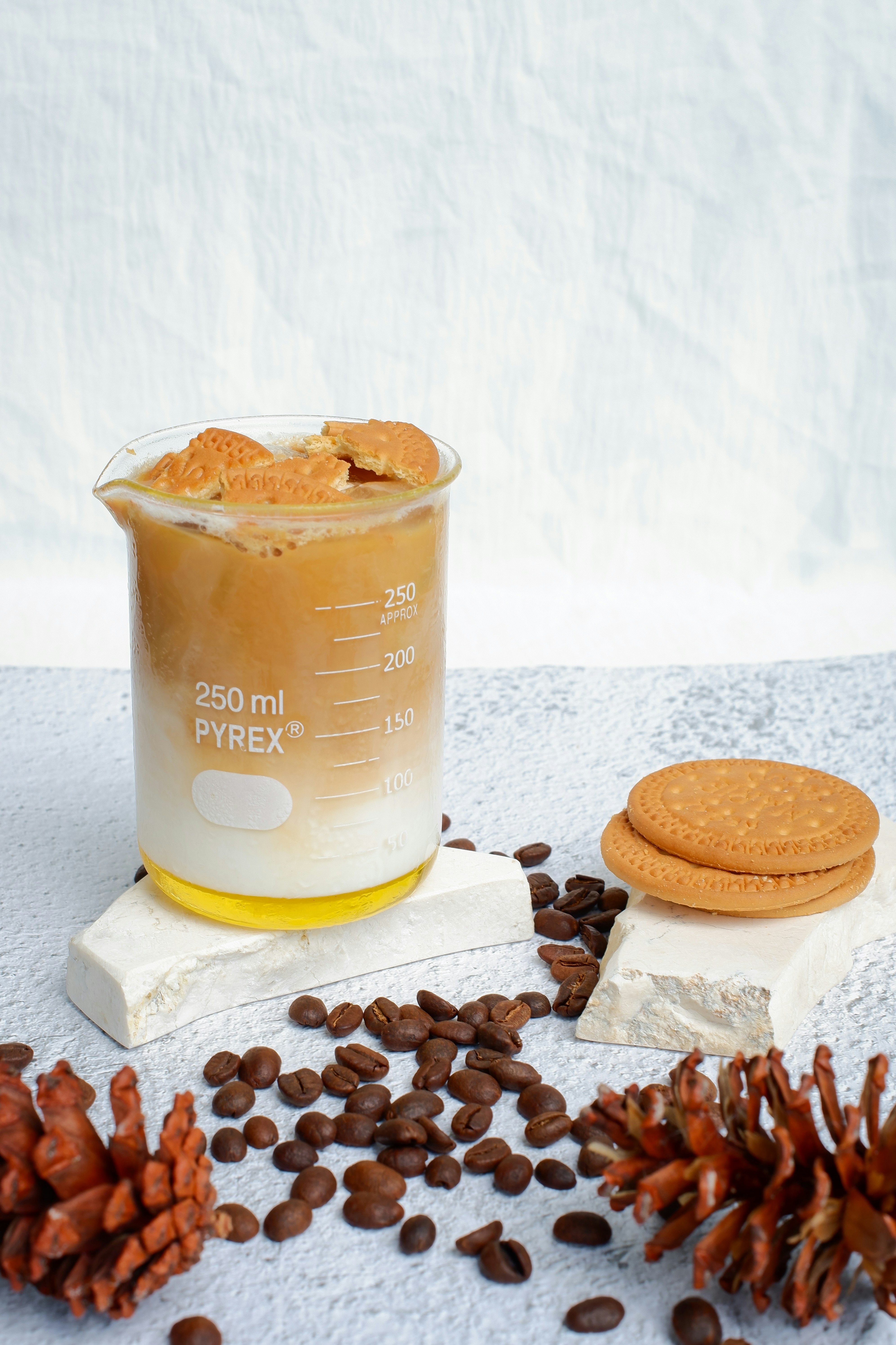 Boutique Restaurant Lighting & Guest Dwell Time — F&B Lessons for Hotel Managers (2026)