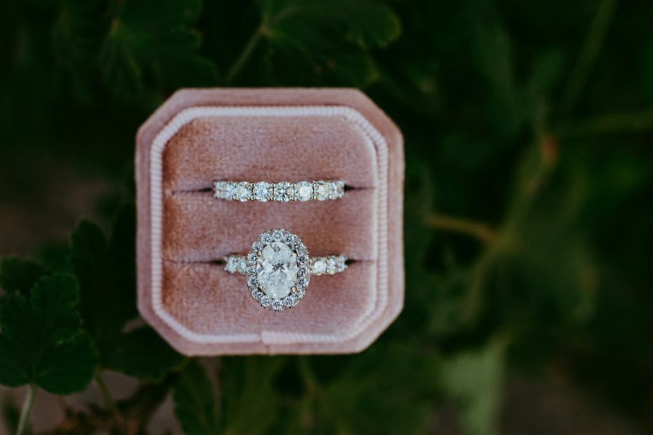 Wedding financing: why couples borrow thousands for one day