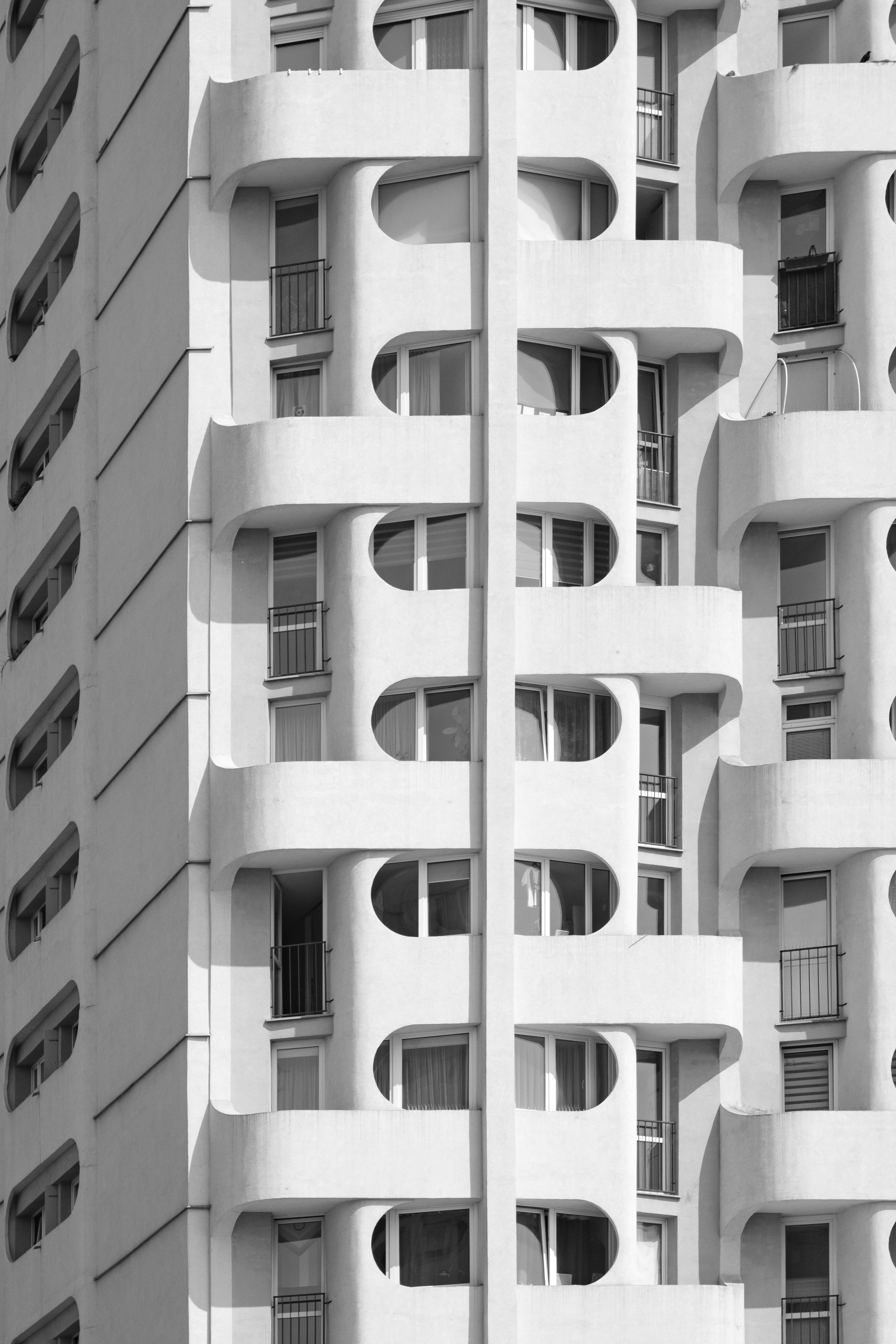 Photo by brutalgeometric