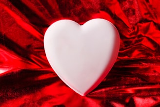 O Poder de Se Amar: O Exercício do Espelho de 'Você Pode Curar Sua Vida' e Seus Benefícios