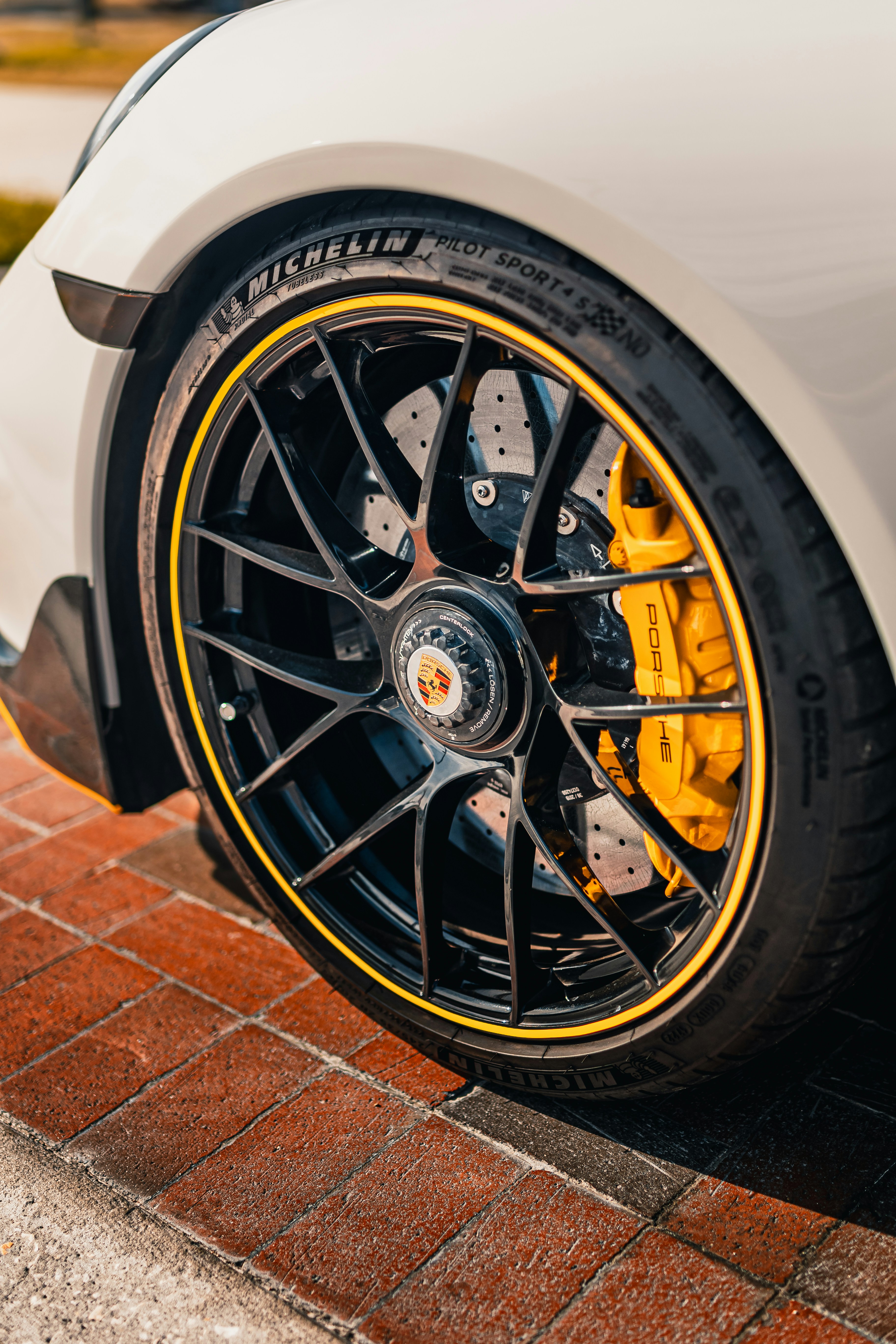 Photo by bradikancars