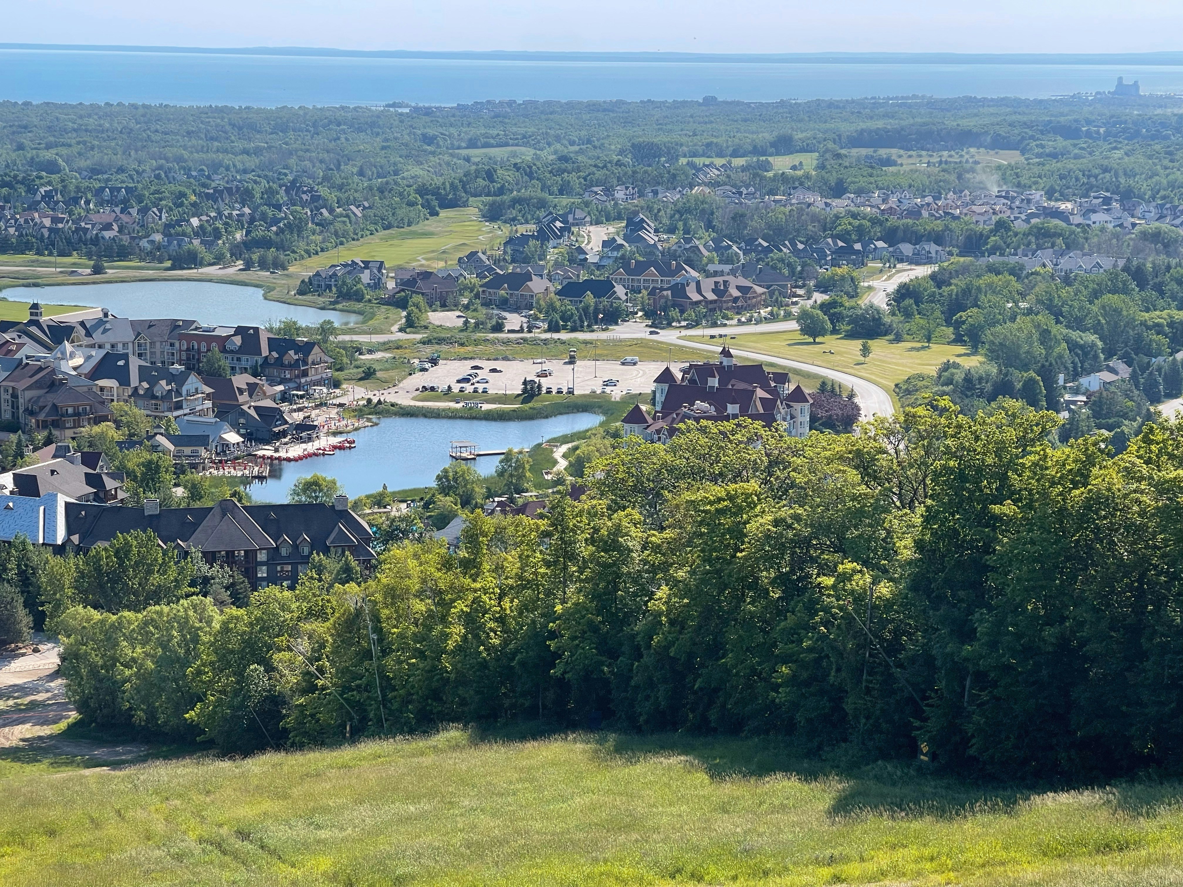 Best Neighborhoods in Rivière-des-Prairies:Pointe-aux-Trembles for Working Abroad