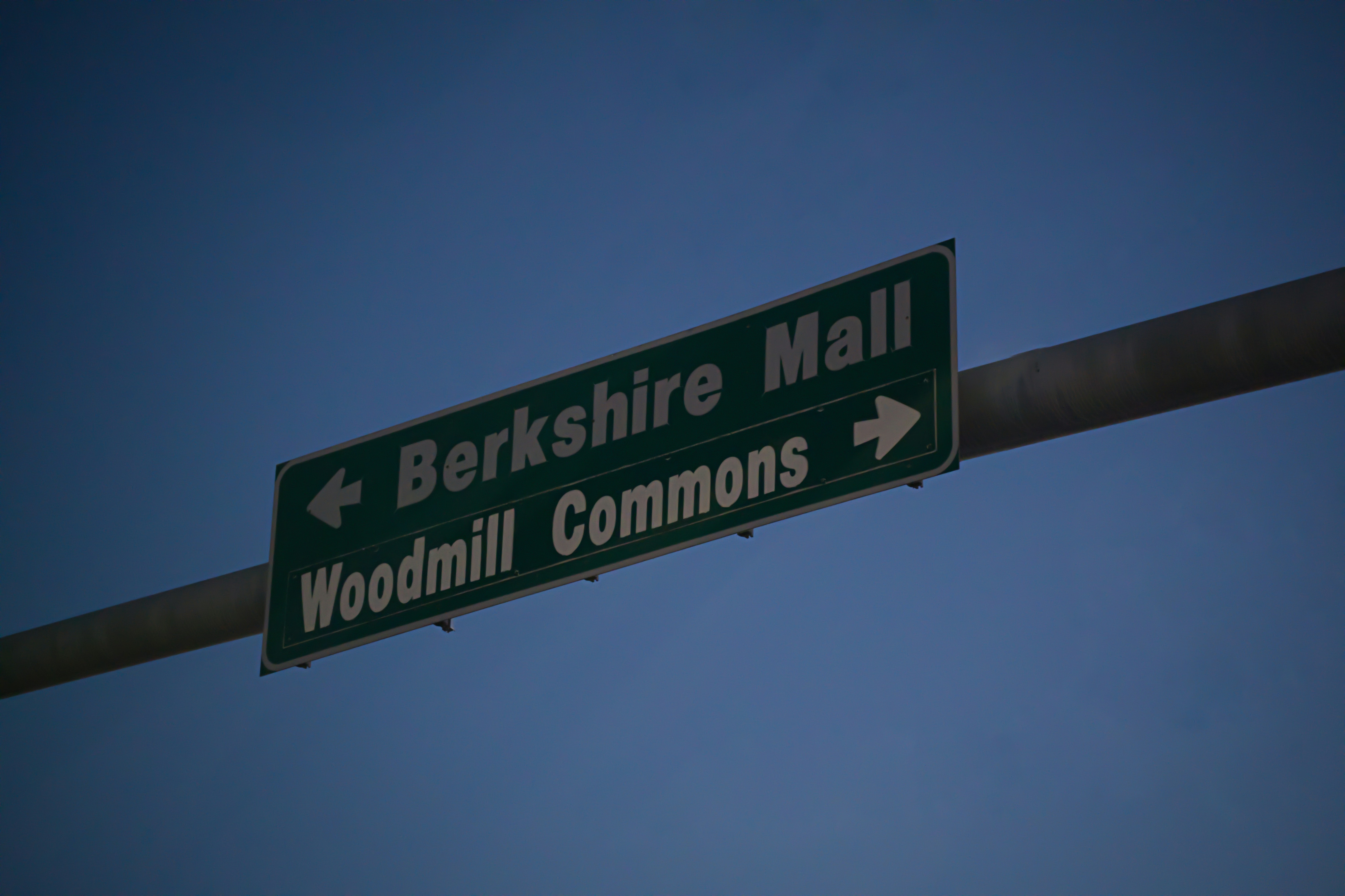 photo-1737689532212-2087abb1a01e?ixid=M3wxMjA3fDB8MXxzZWFyY2h8NHx8cmVibyUyMG5nbyUyMGJhcnRsZXN2aWxsZXxlbnwwfHx8fDE3NTY1ODI1OTZ8MA\u0026ixlib=rb-4.1.0