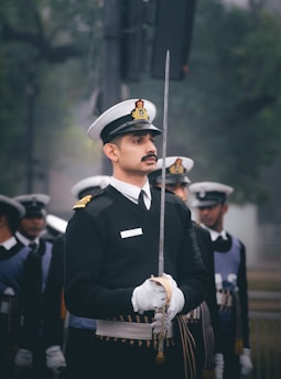 police ke nokarie onlone kise apply karia