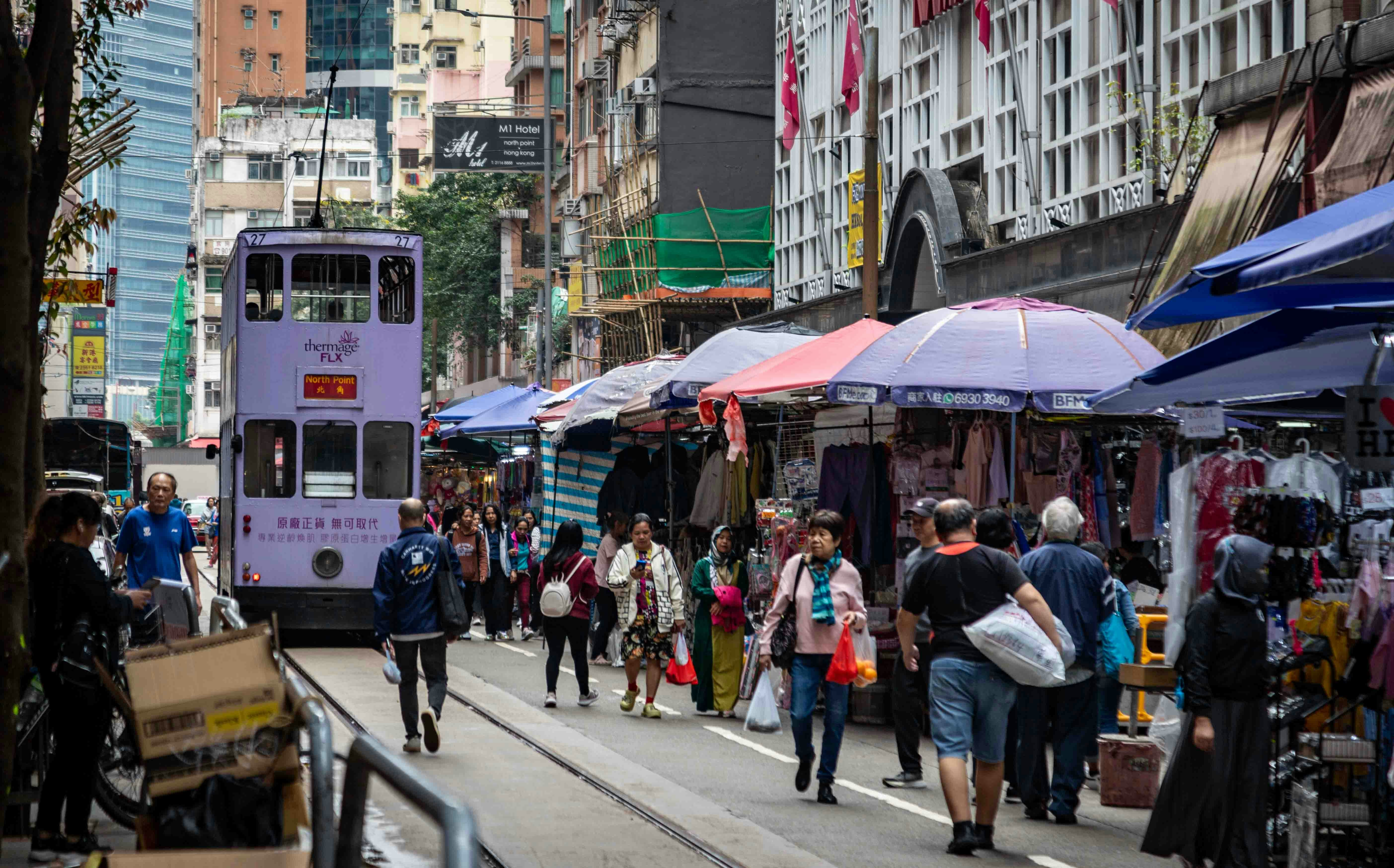 Panduan Lengkap Hidup sebagai PMI di Hong Kong: Transportasi, Komunitas, dan Hari Minggu