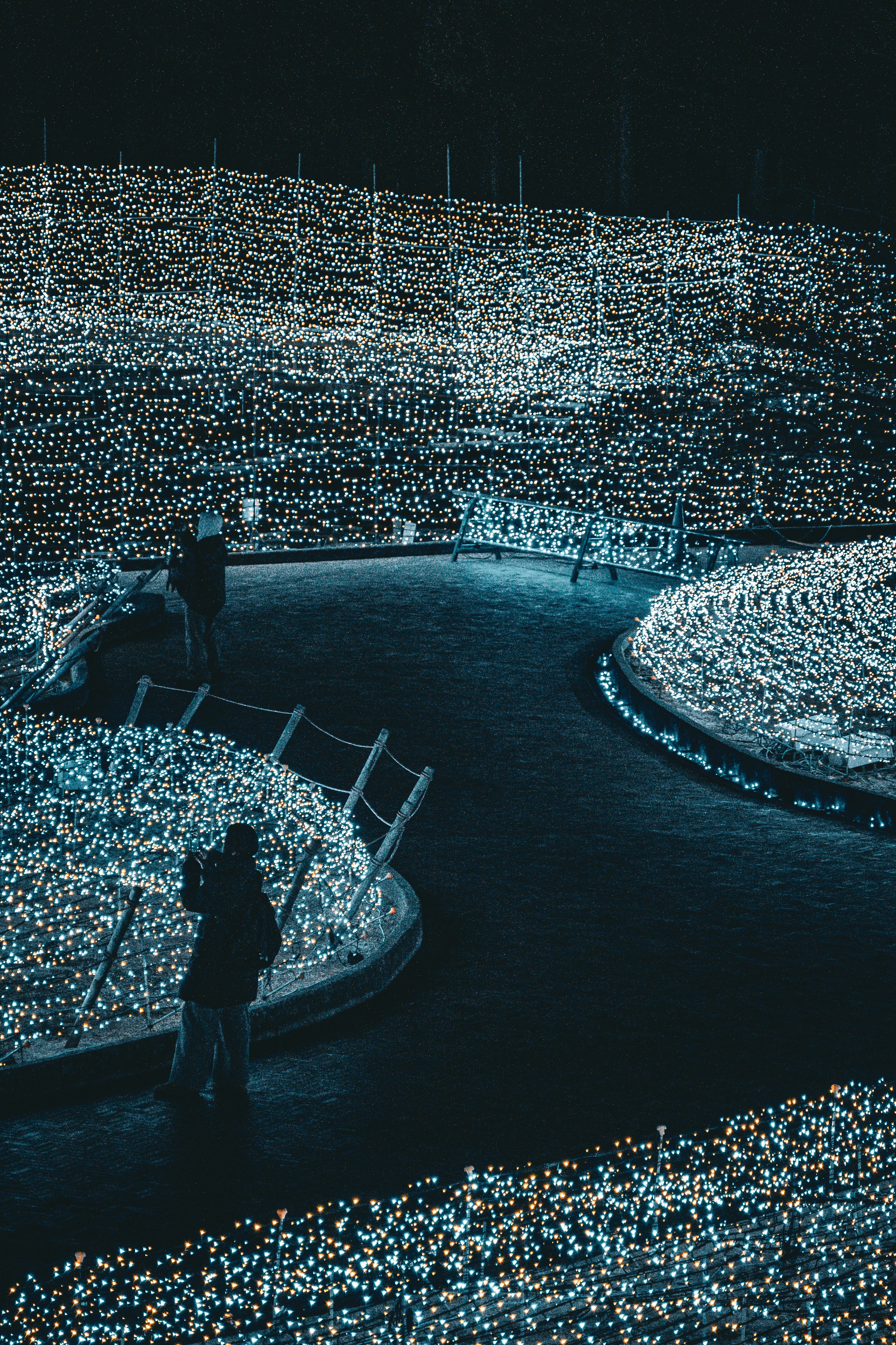 A man standing in front of a large crowd of people