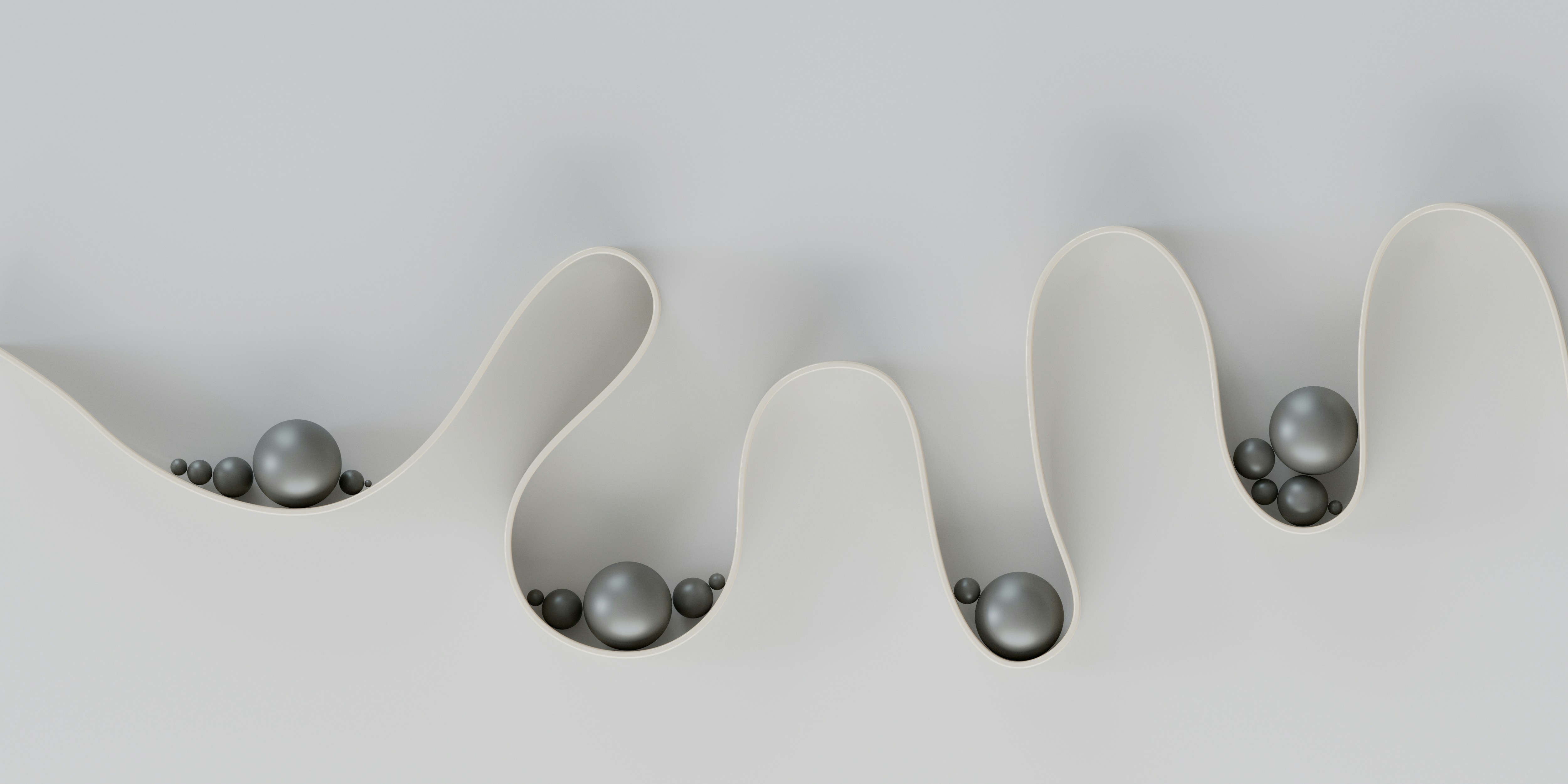 Diverse misure di orecchini a cerchio in argento