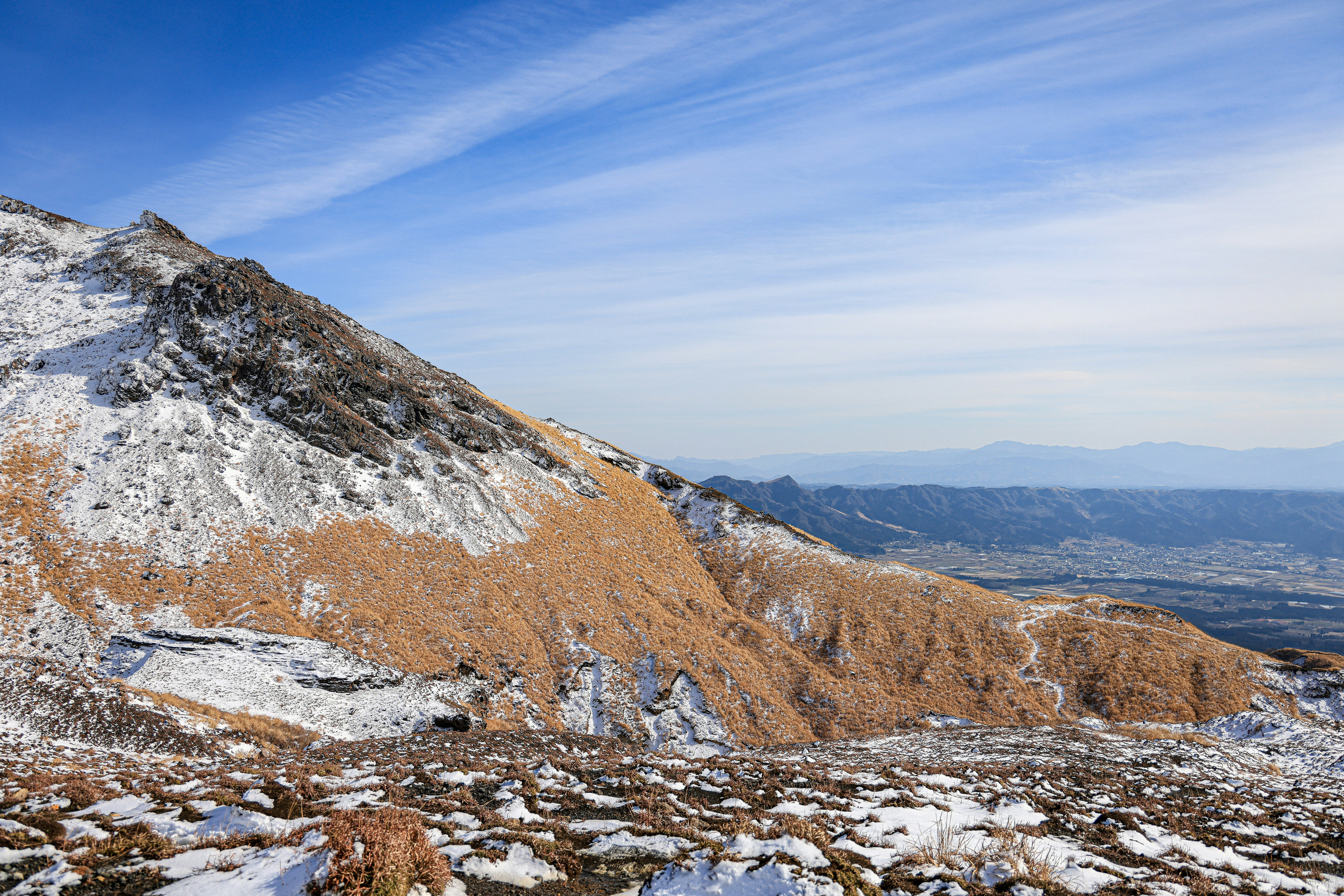 Image by airbr3ak3r.zh via Unsplash