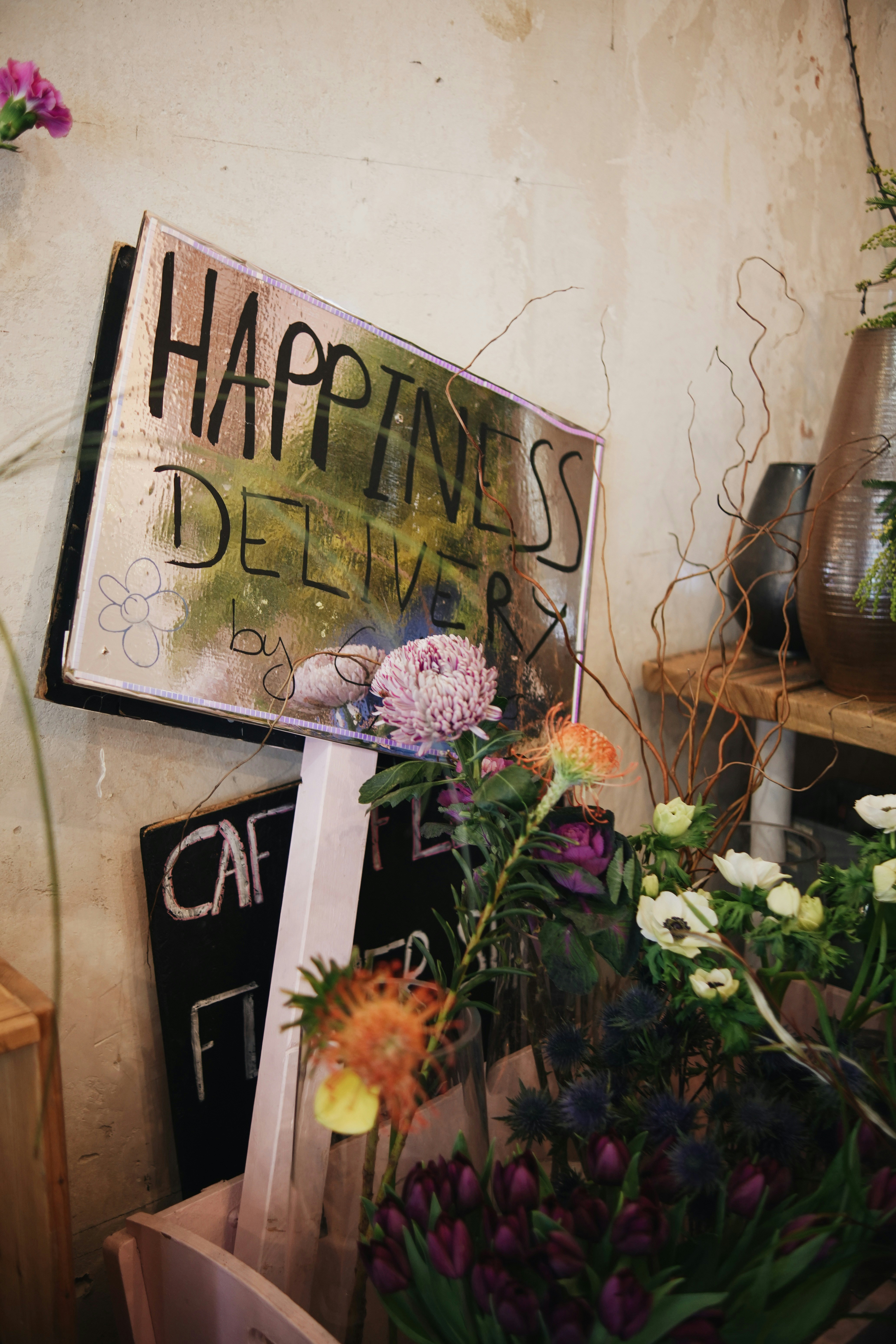 A bunch of flowers that are sitting on a table