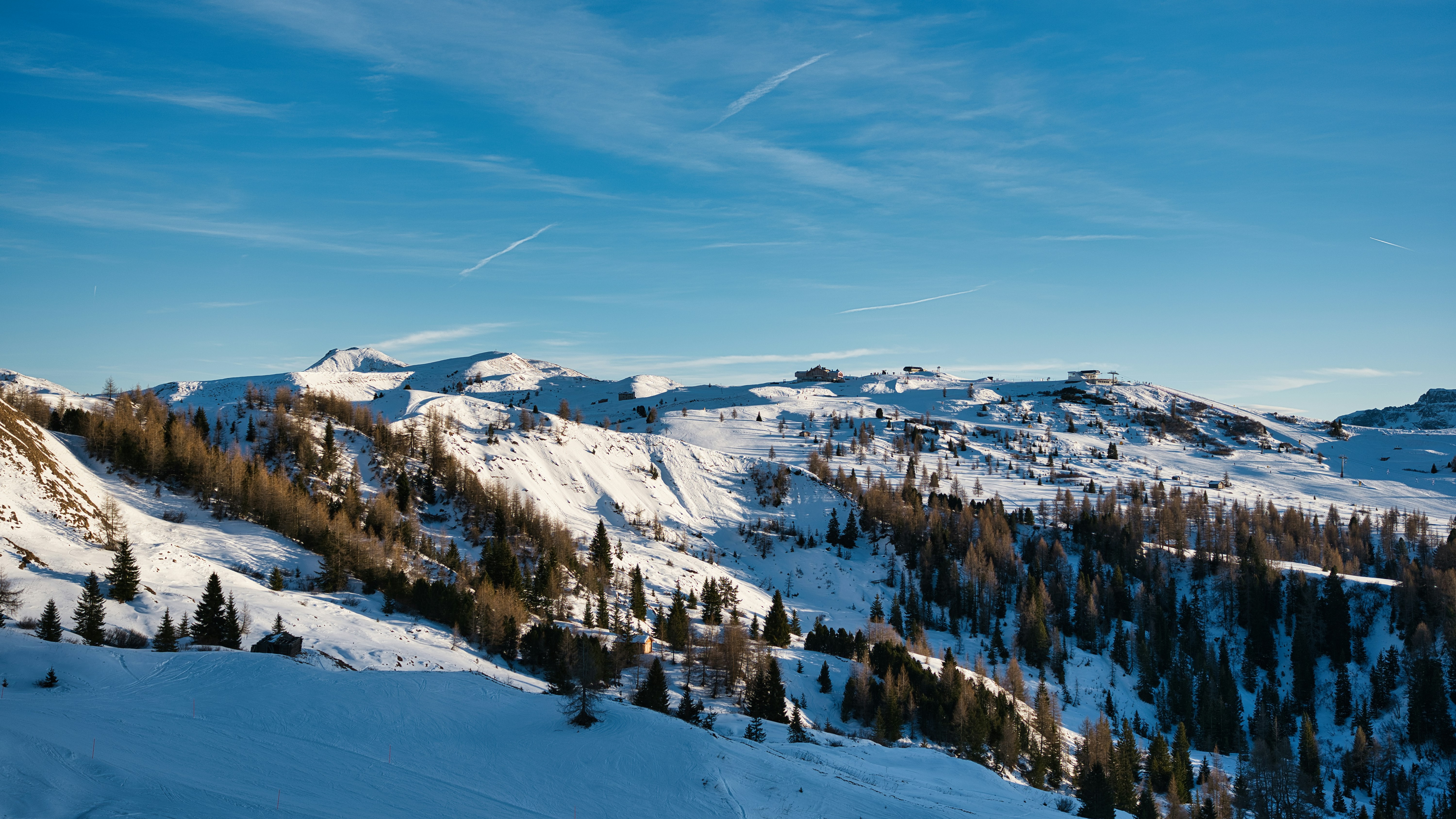 Photo by maksimshutov