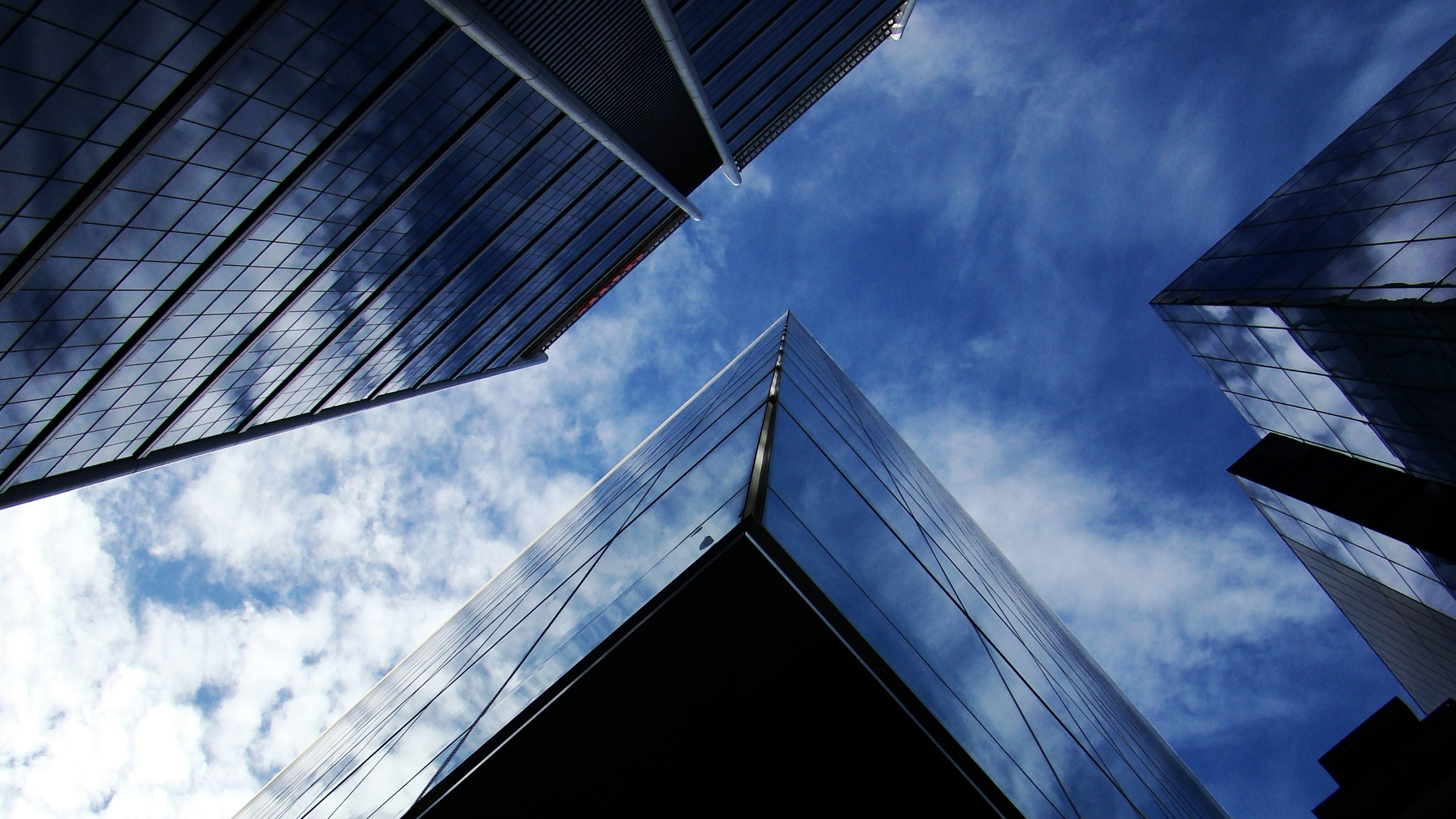 Photo by photoken123