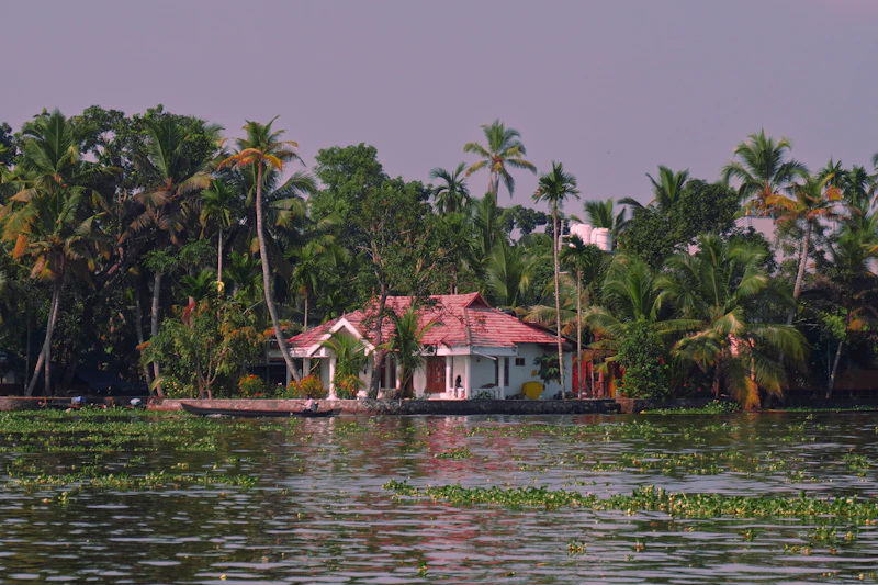 Best Historic and Heritage Hotels in Alappuzha With Real Stories Behind Their Walls