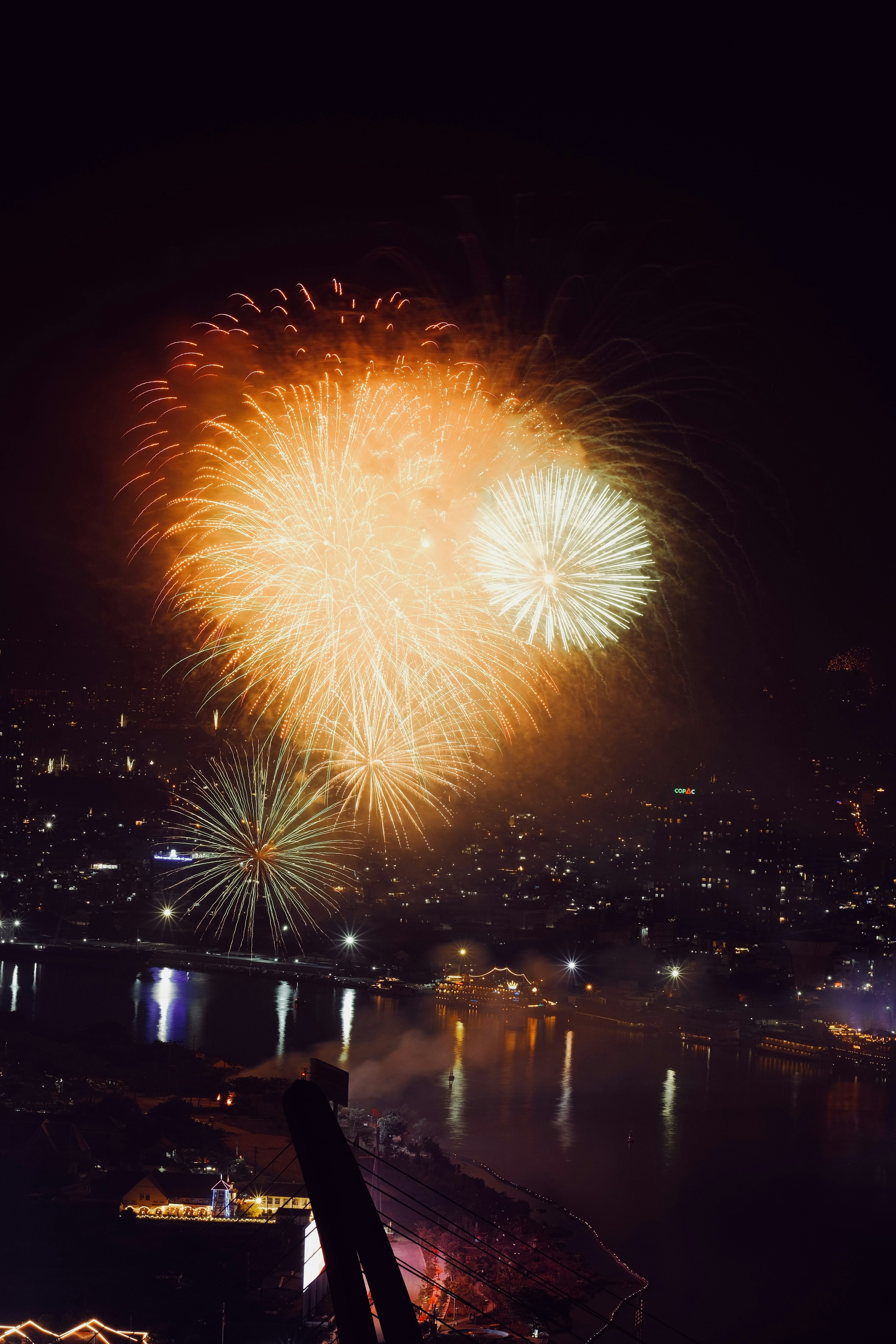 Photo by nguyentrungnguyen