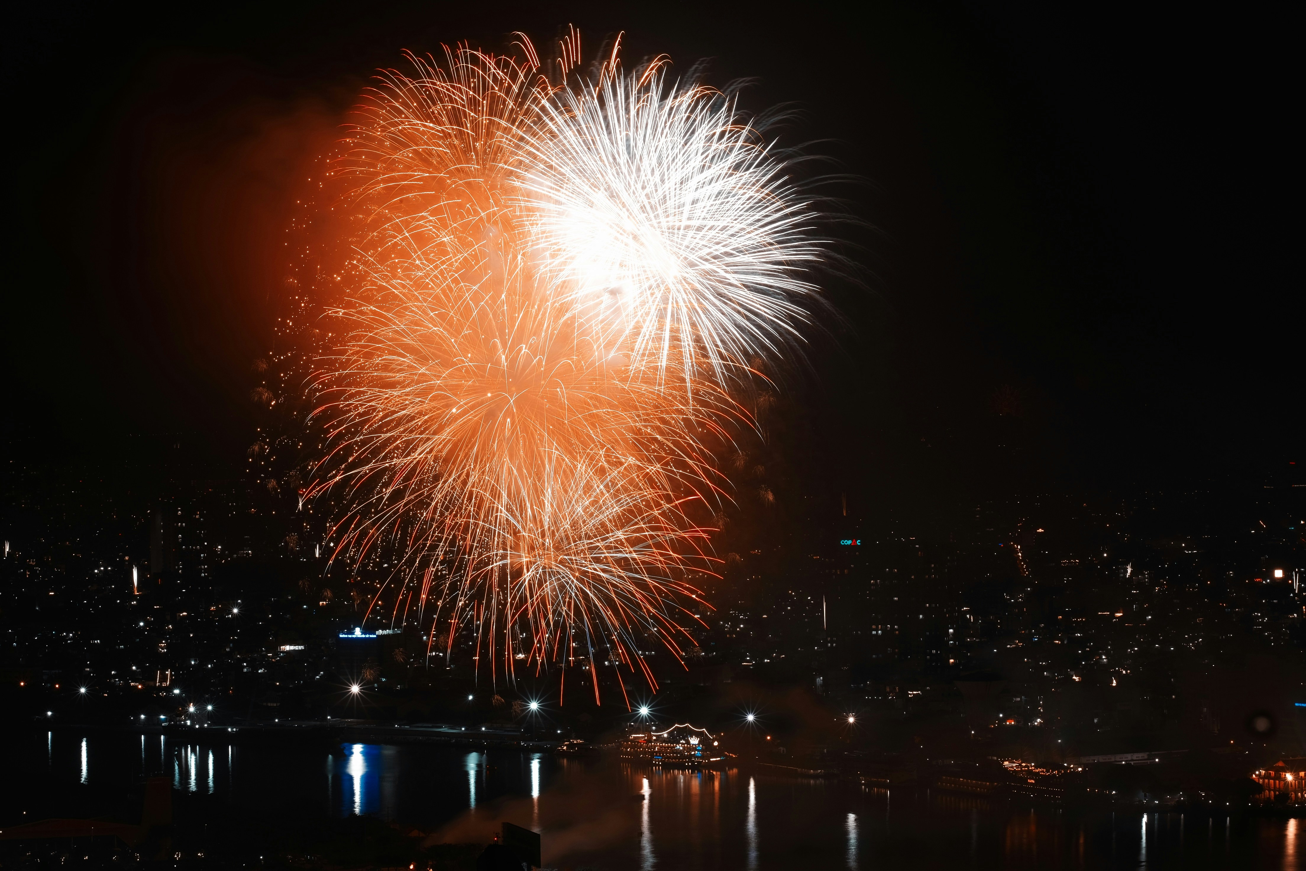 Photo by nguyentrungnguyen