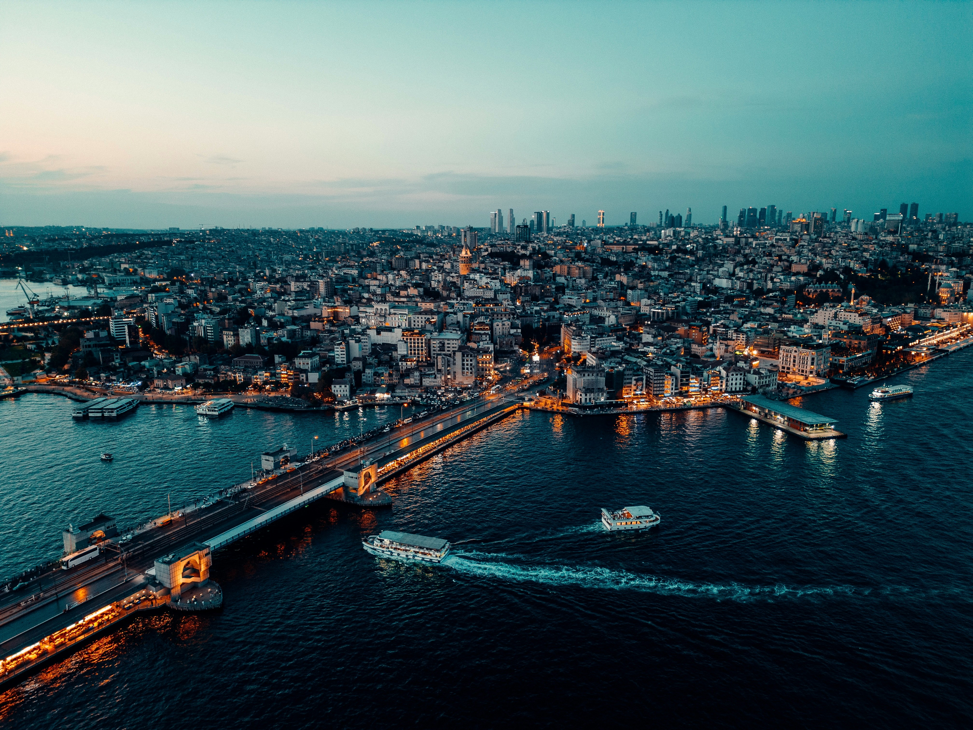 The City That Mastered Discretion: What Istanbul's Dual-World Philosophy Offers That Dating Apps Never Could