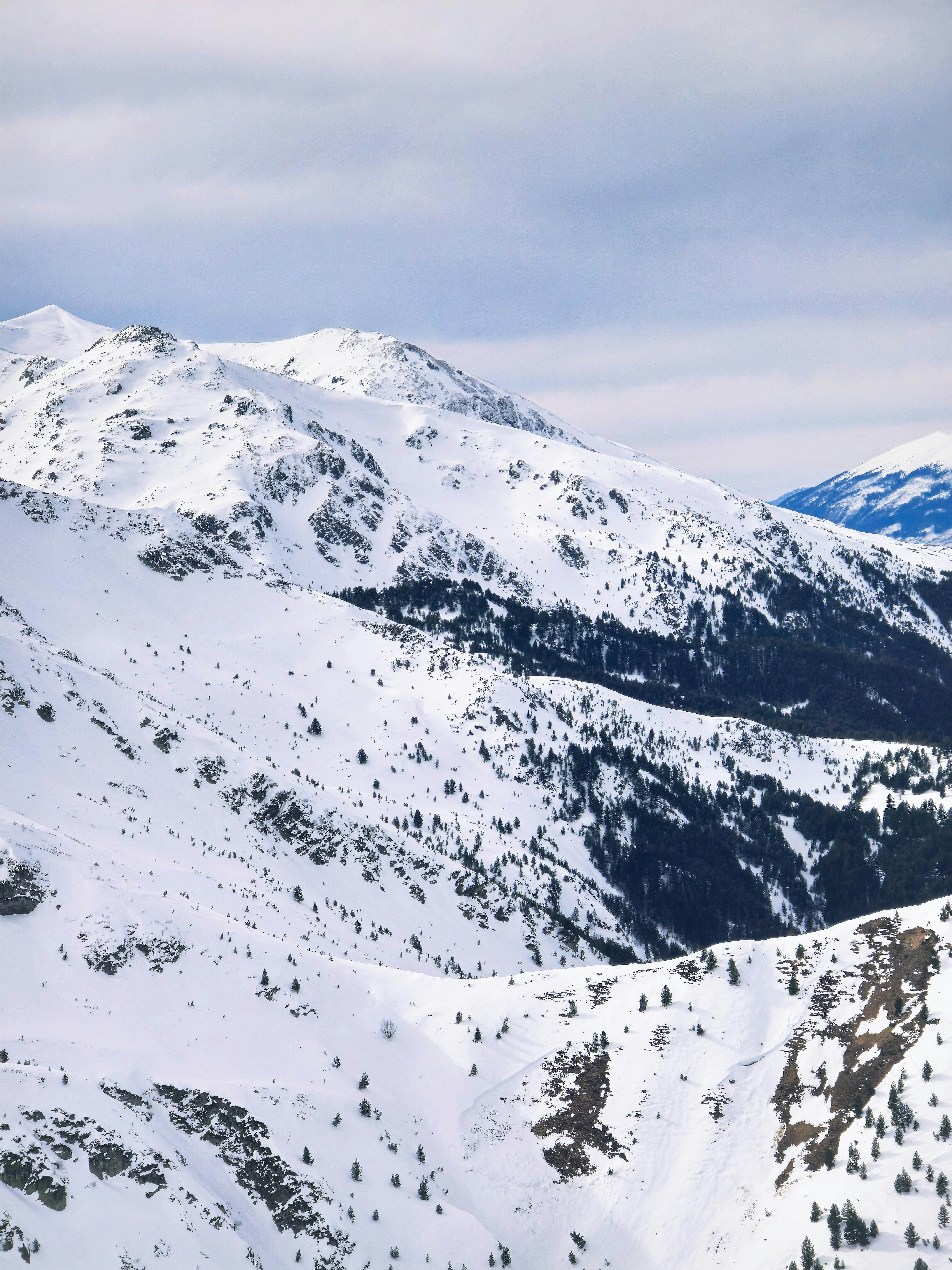 Photo by alberthyseni