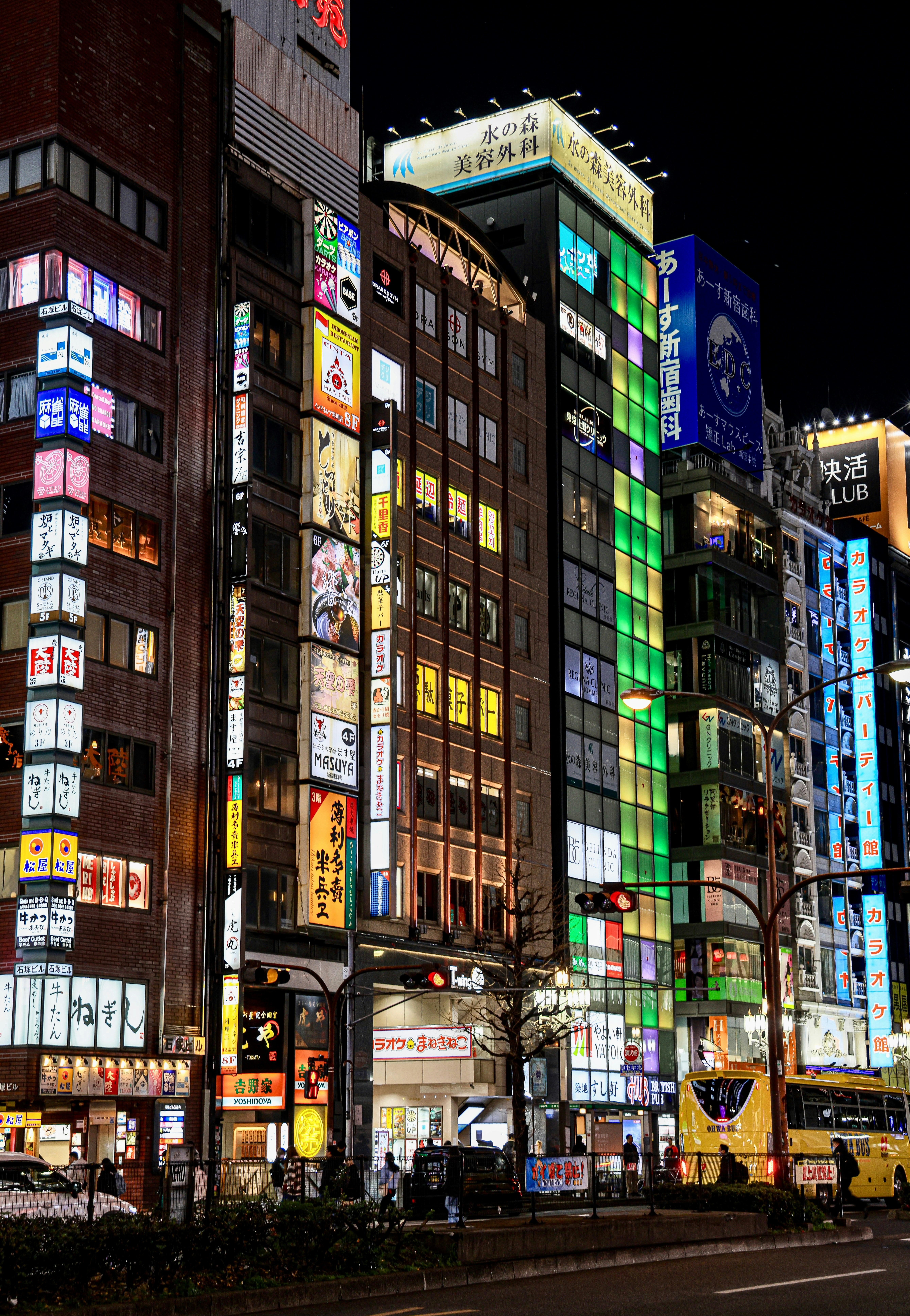 Photo by maximilian_brand