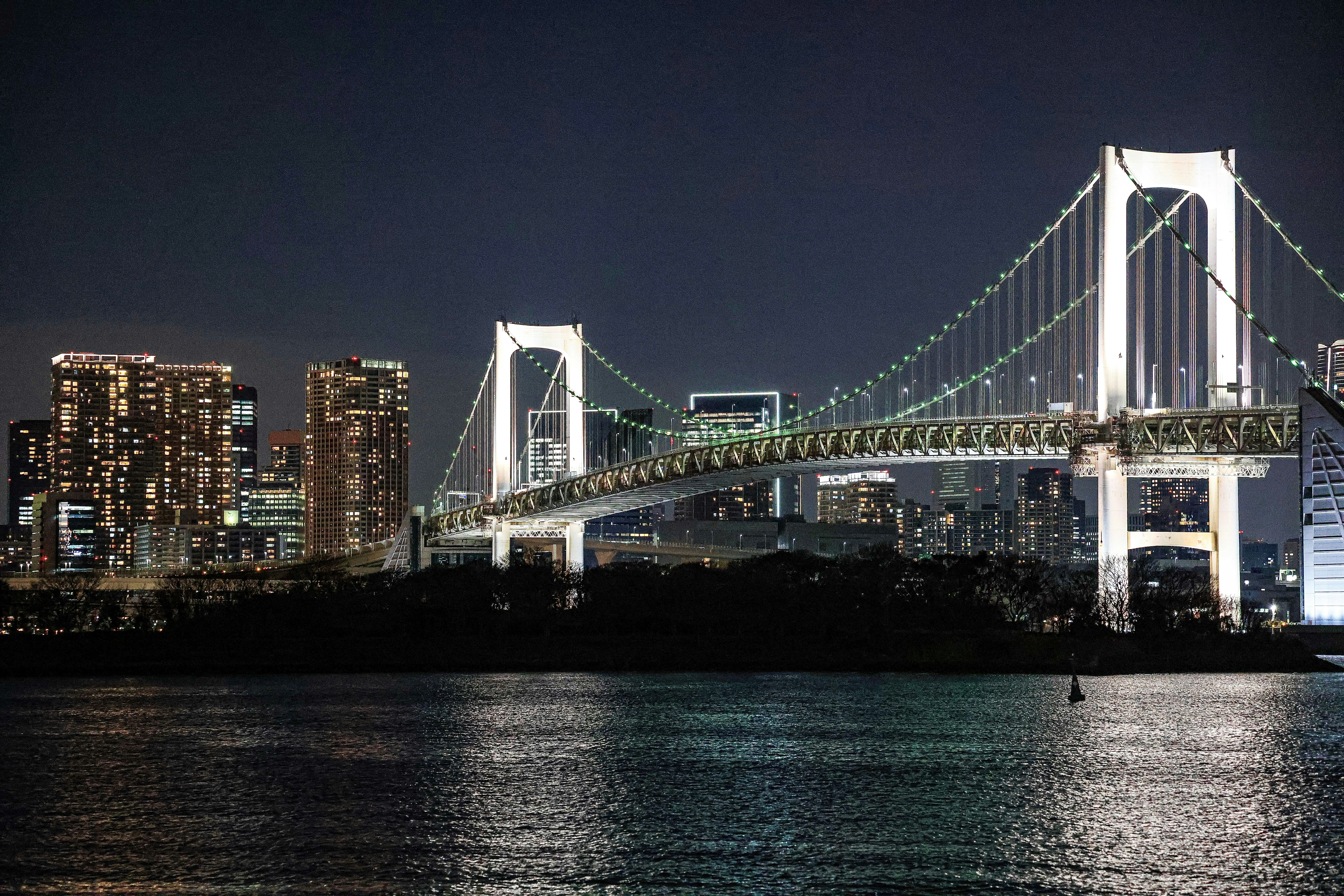 Photo by maximilian_brand