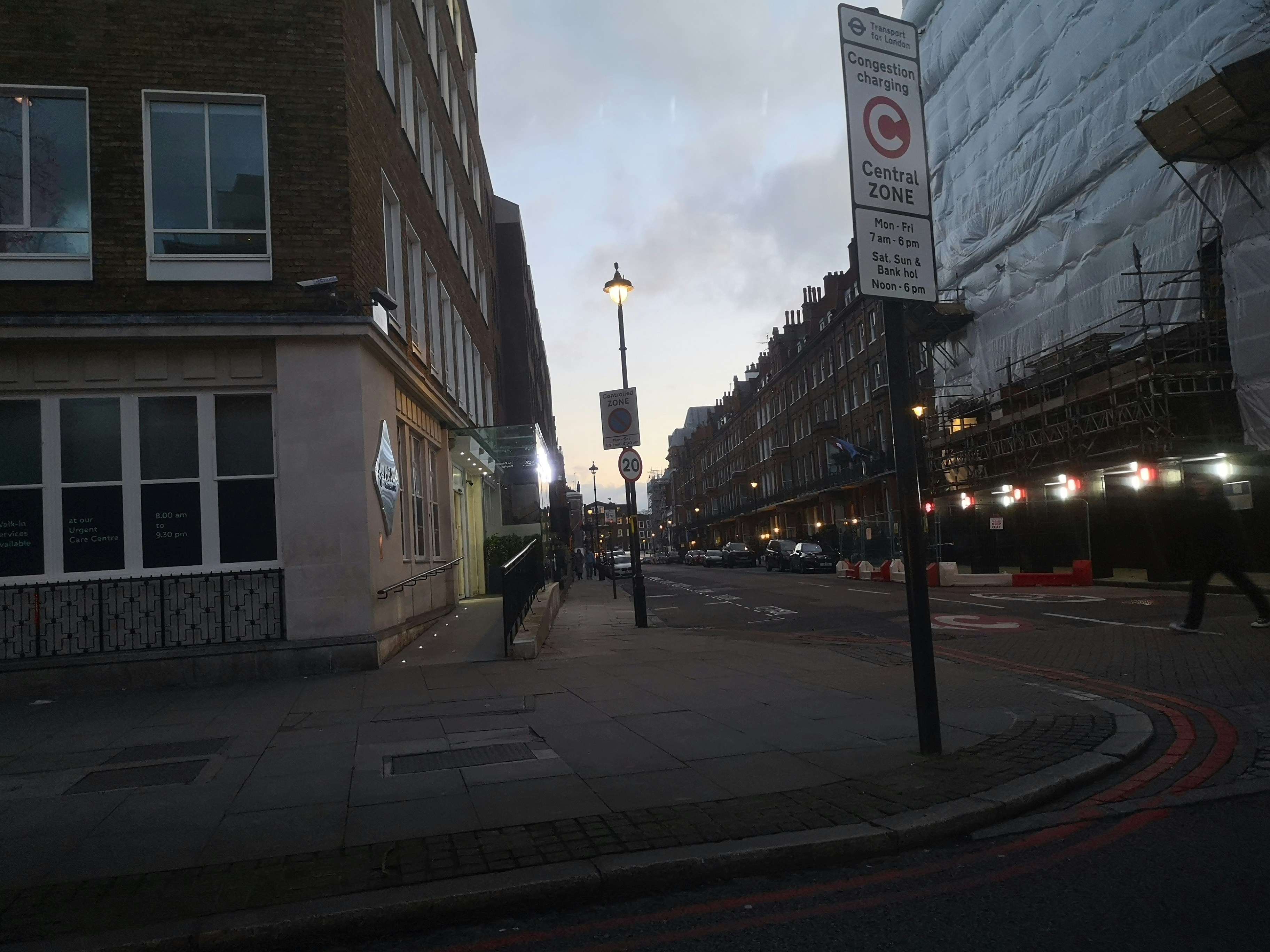 Photo by aznan_642012