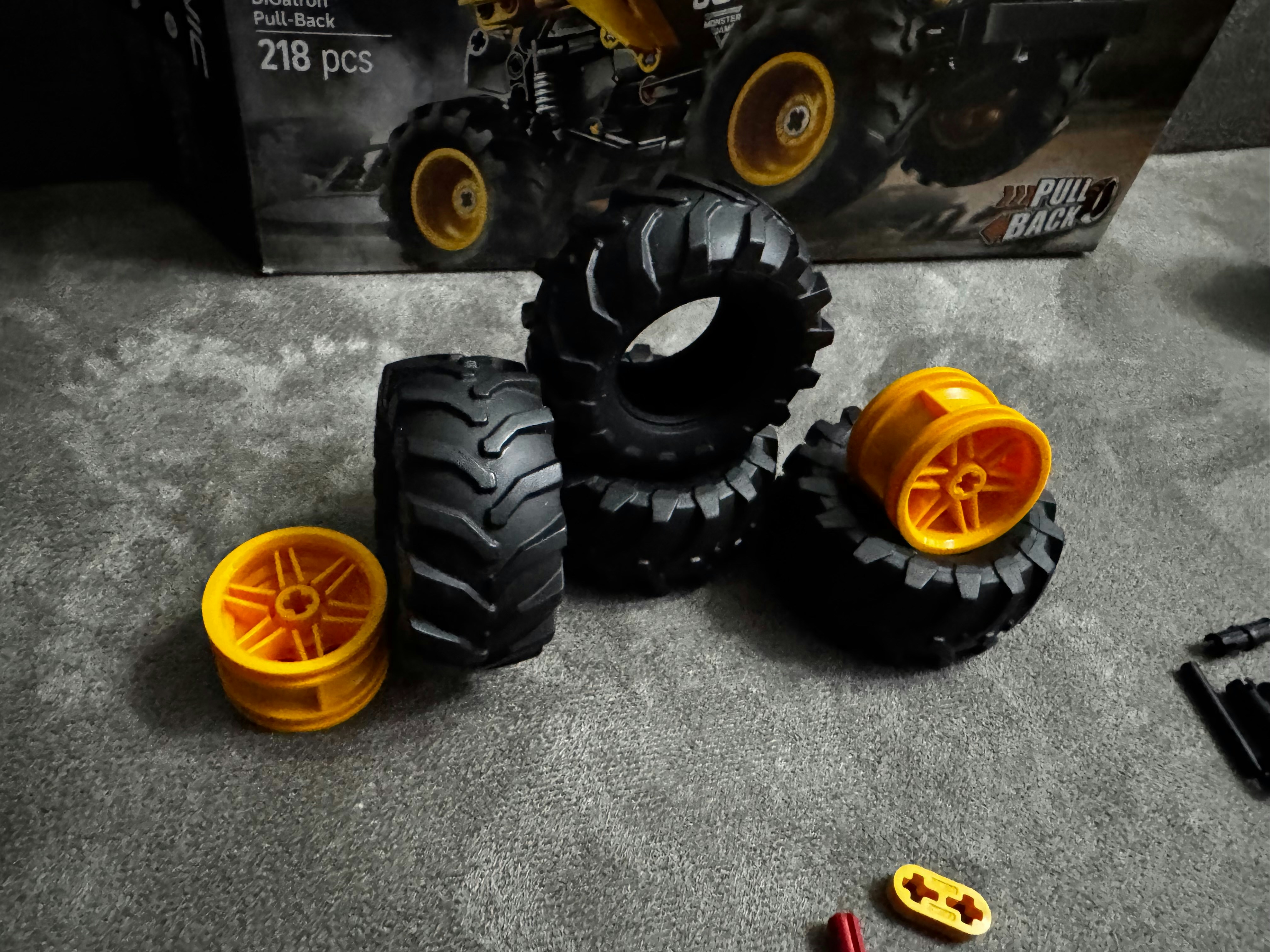 Тракторні запчастини купити