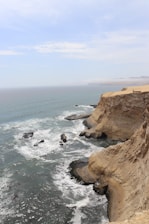 A view of the ocean from the top of a cliff