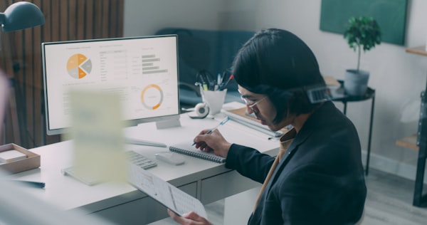 SPIFs for SaaS Sales Teams