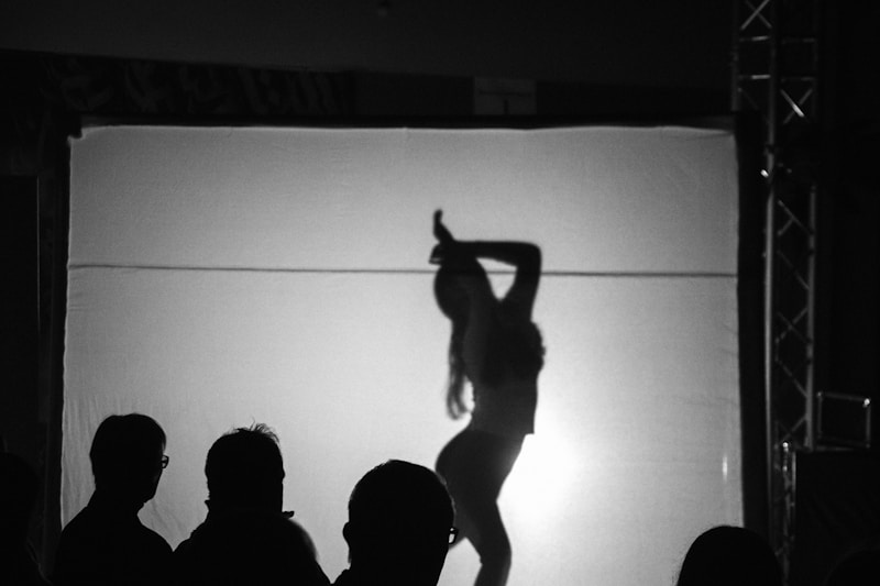 Poise on luxury event stage