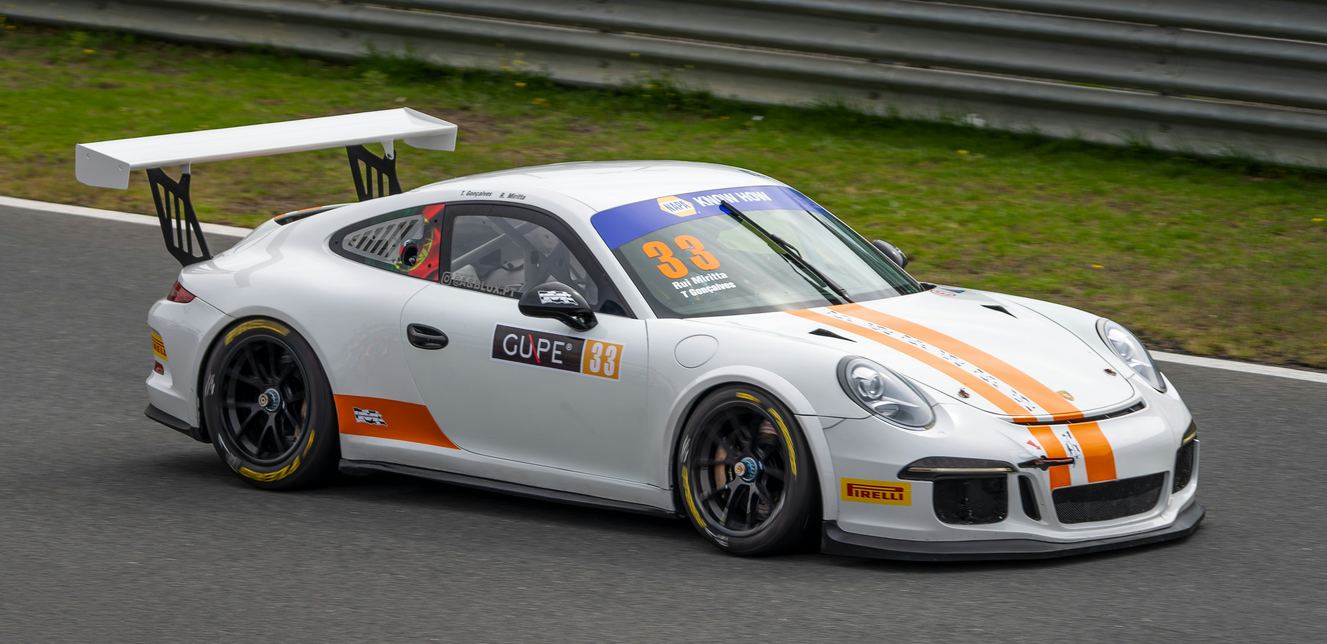 Photo by ccausse_images