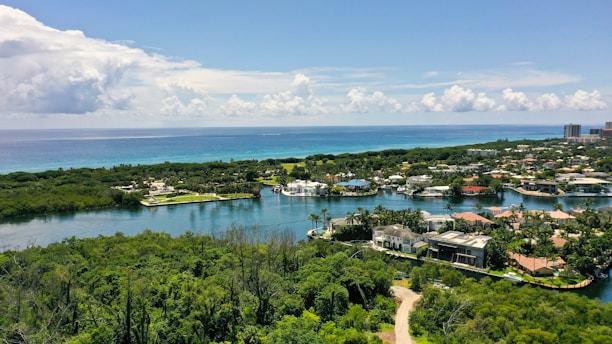 A bird's eye view of a city and a body of water