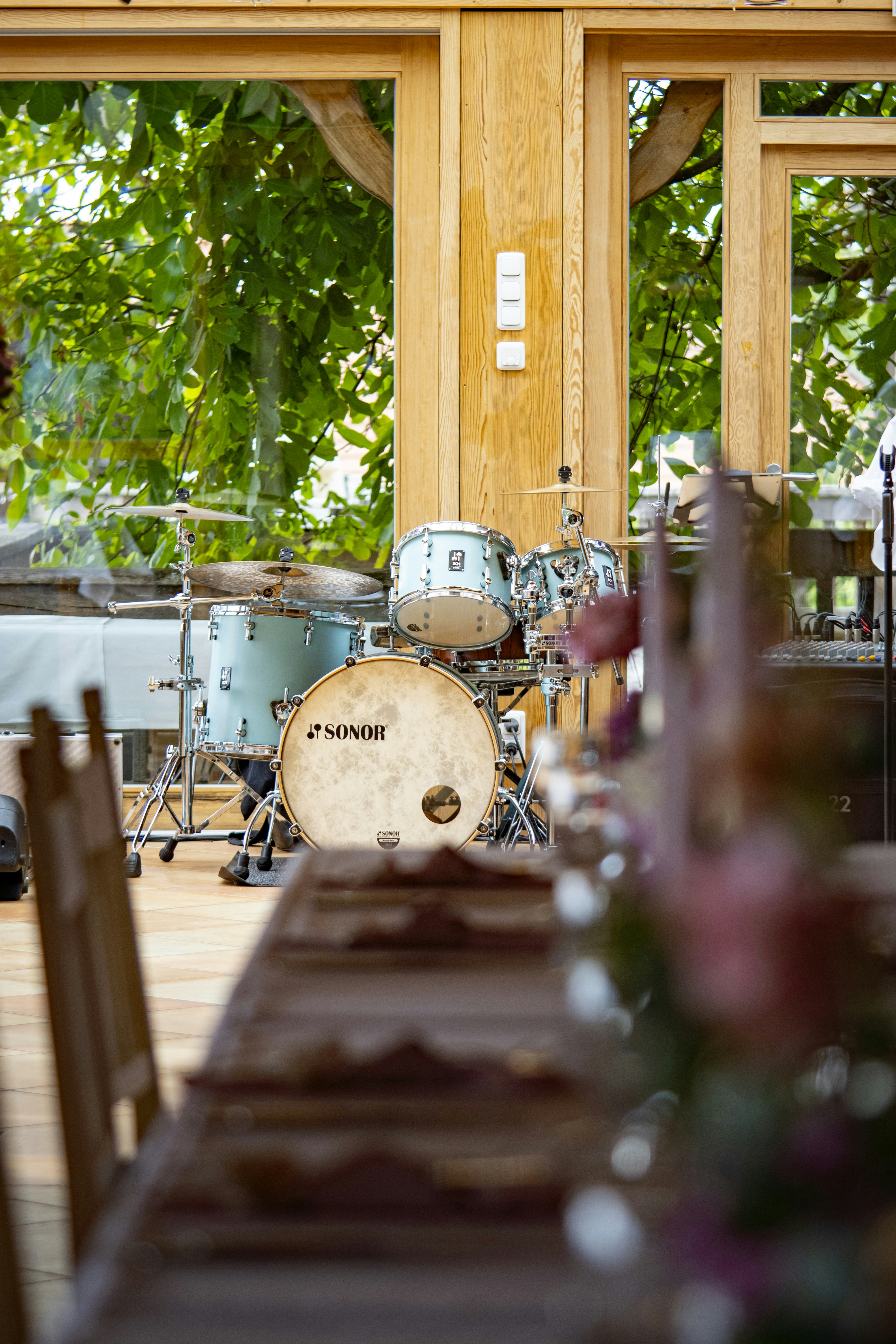 Elegant wedding venue interior, ilustrasi artikel Say 