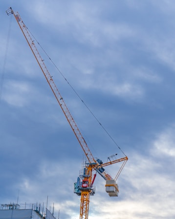 A crane that is standing in the air