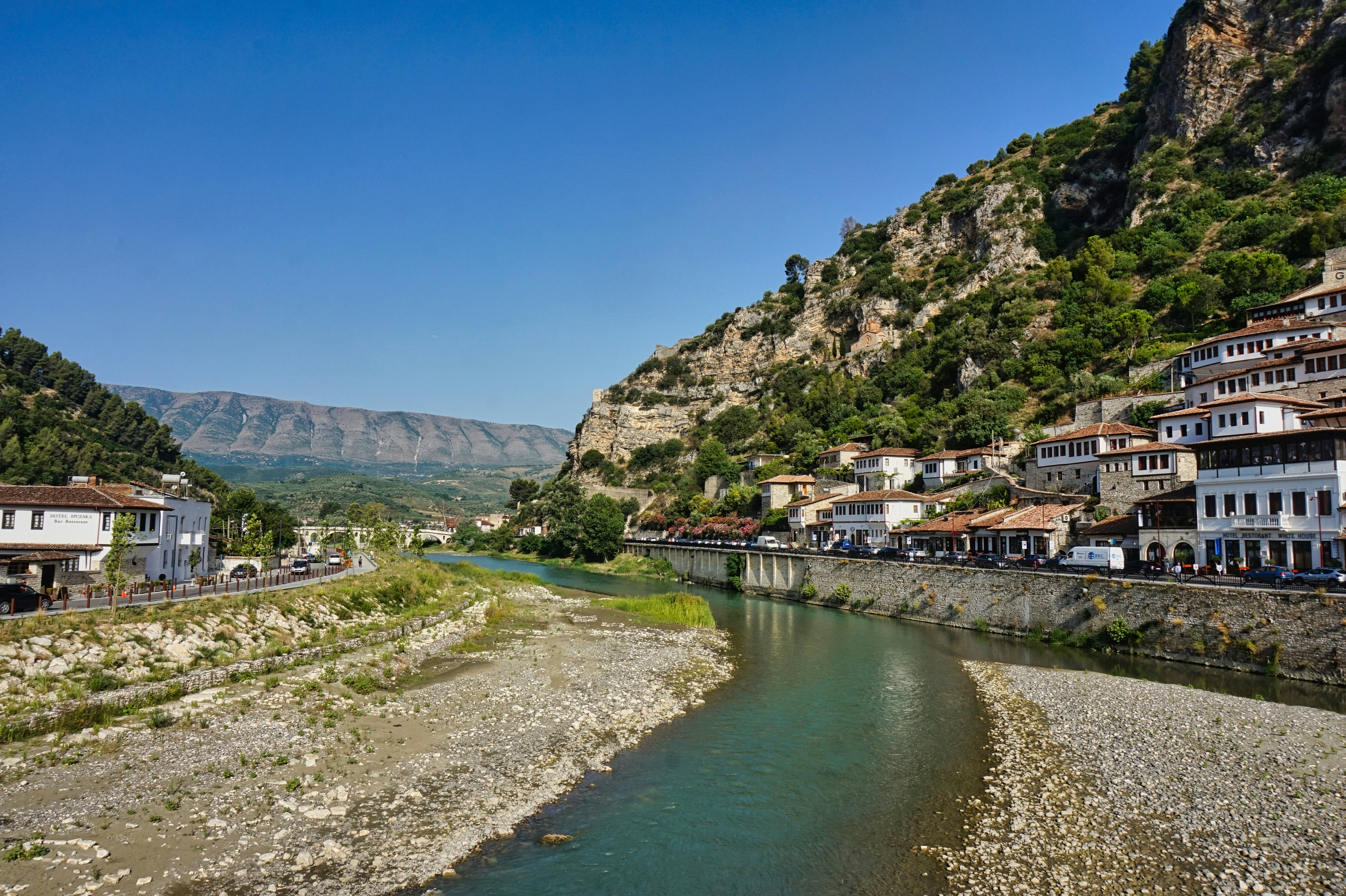 Photo by marie_worldonabudget