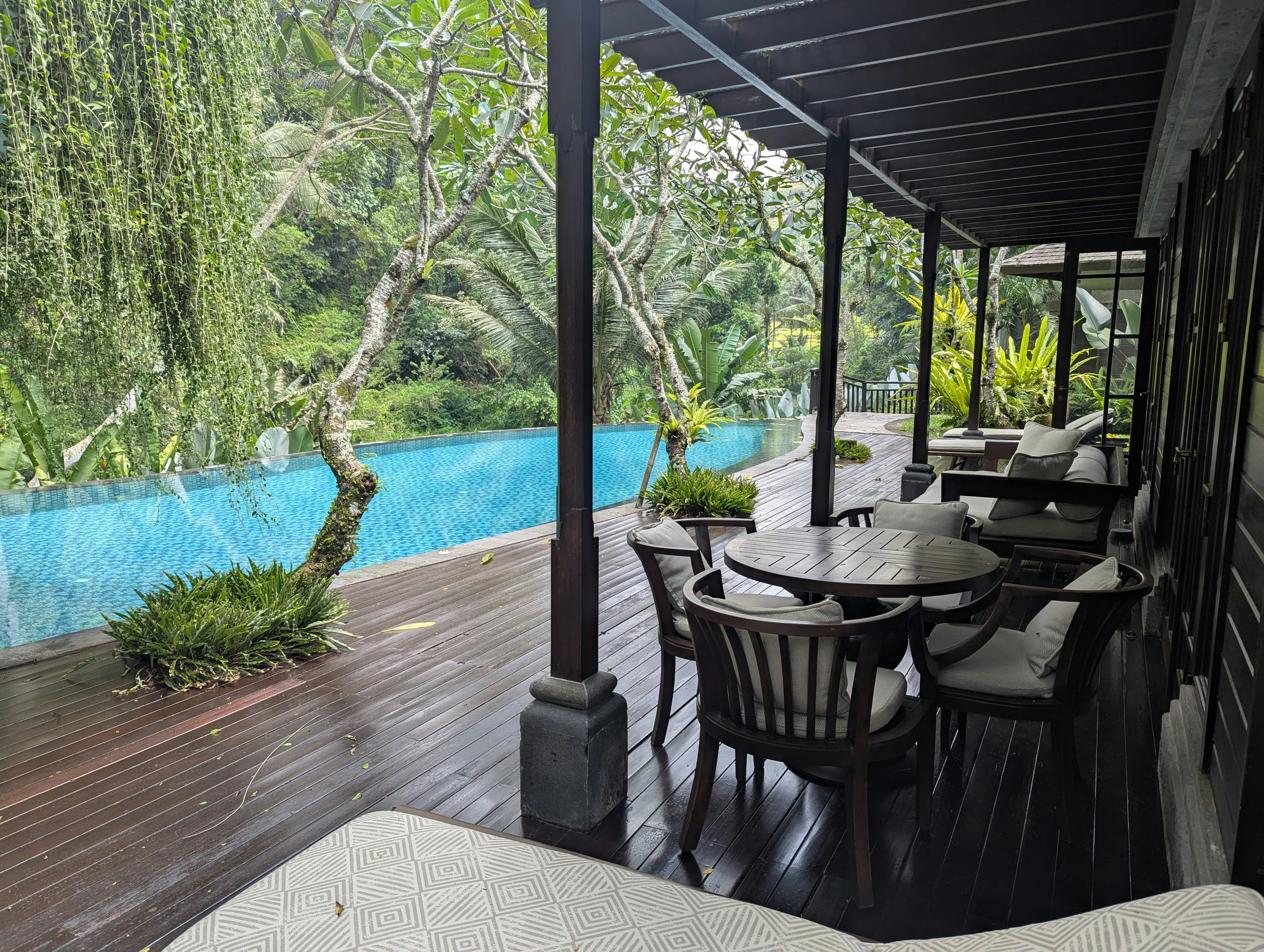 Photo by frugalflyer