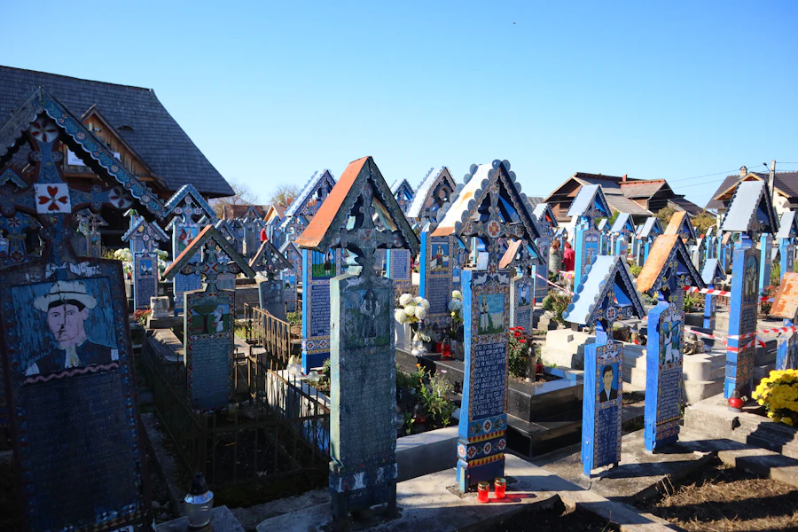 Croix bleues du Joyeux Cimetière de Săpânța