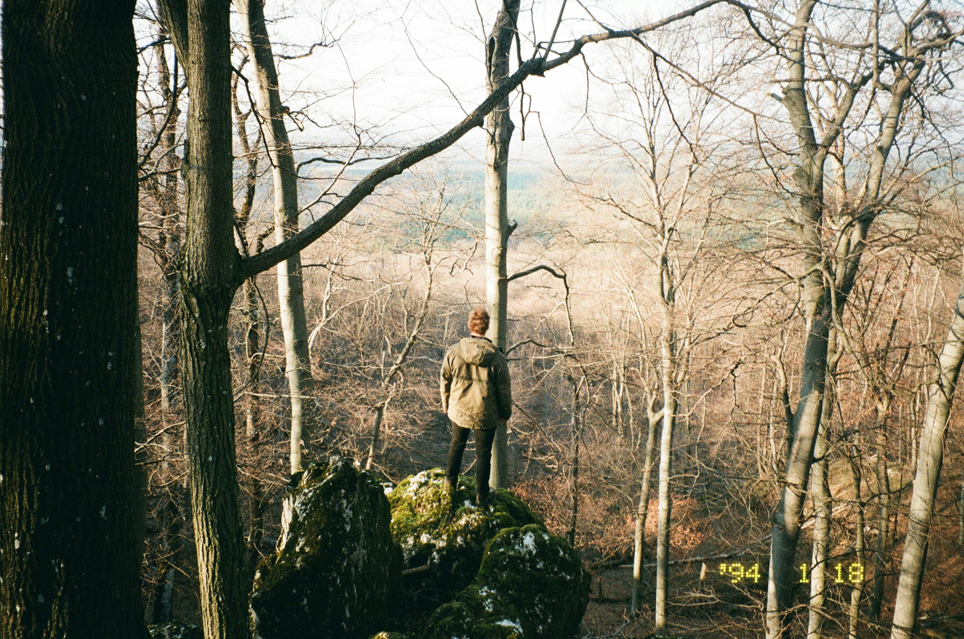 Photo by kornyeir
