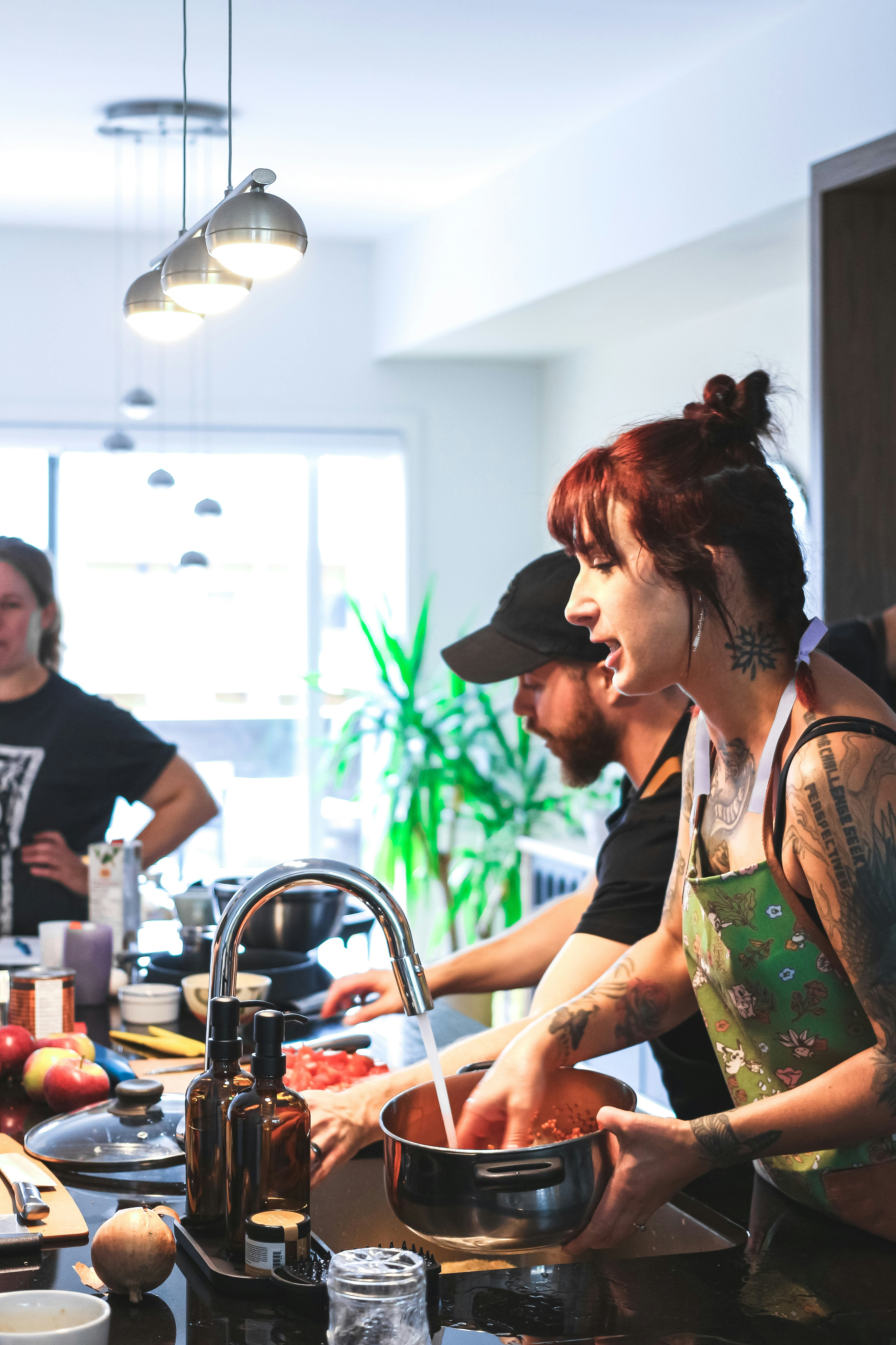 In‑Kitchen Genie Assistants in 2026: Low‑Latency XR, Sensing, and Practical Deployments for Restaurants