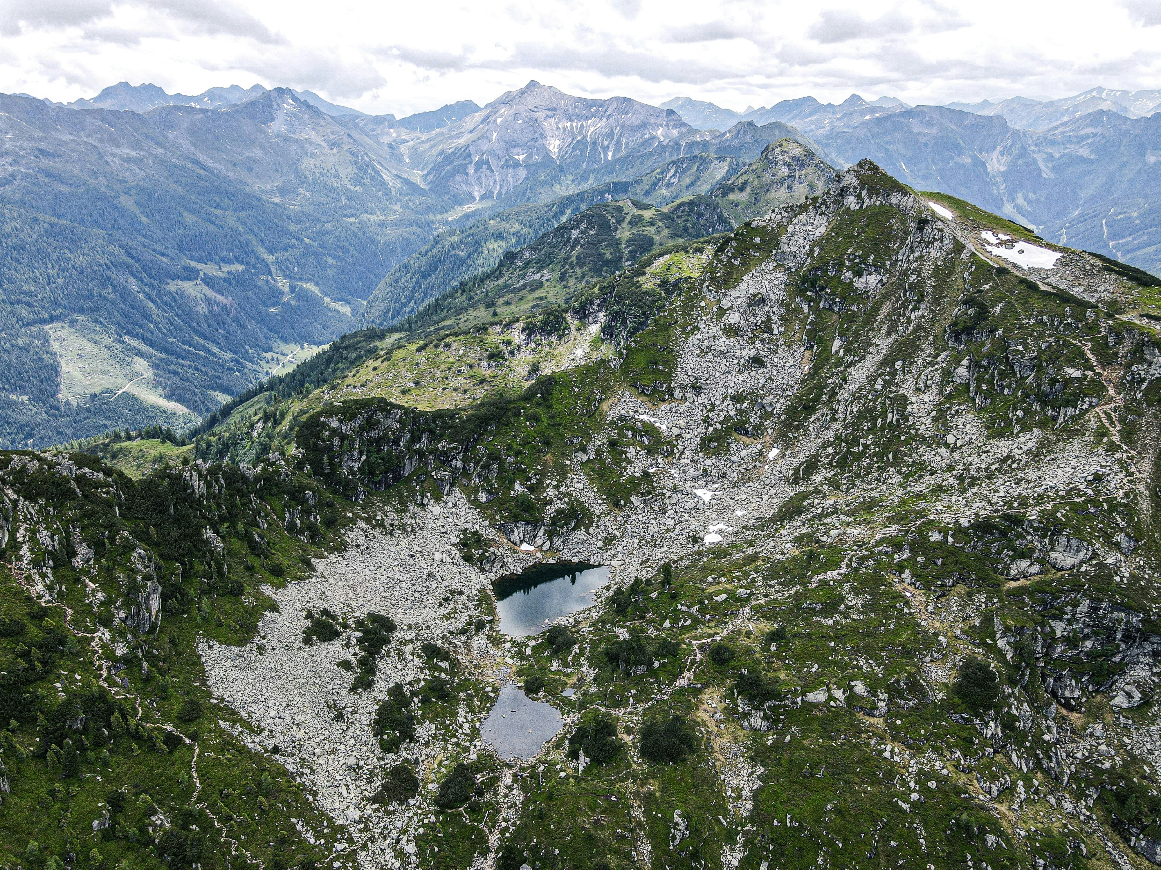 Photo by michaelarimakova